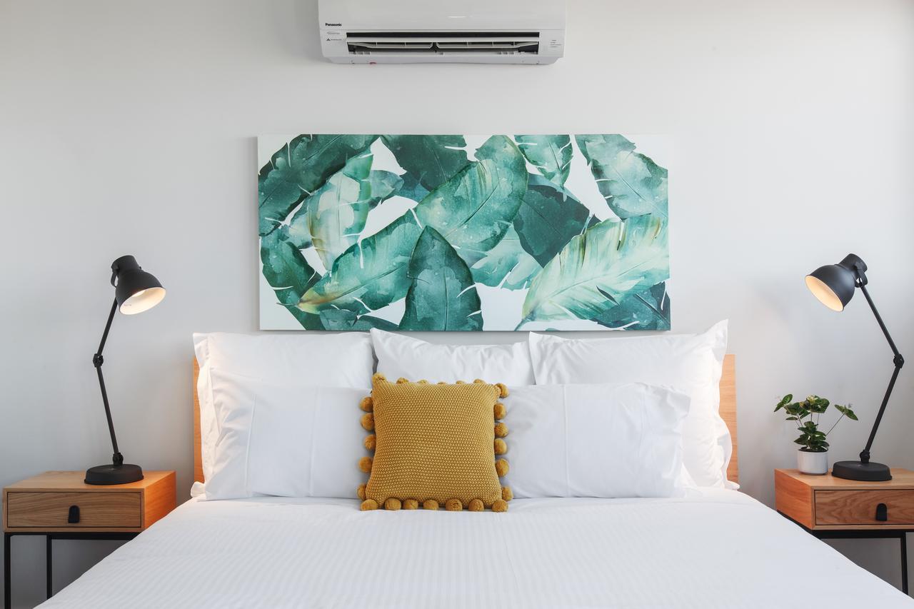 Spacious Urban Oasis With Views By Ready Set Host Apartment