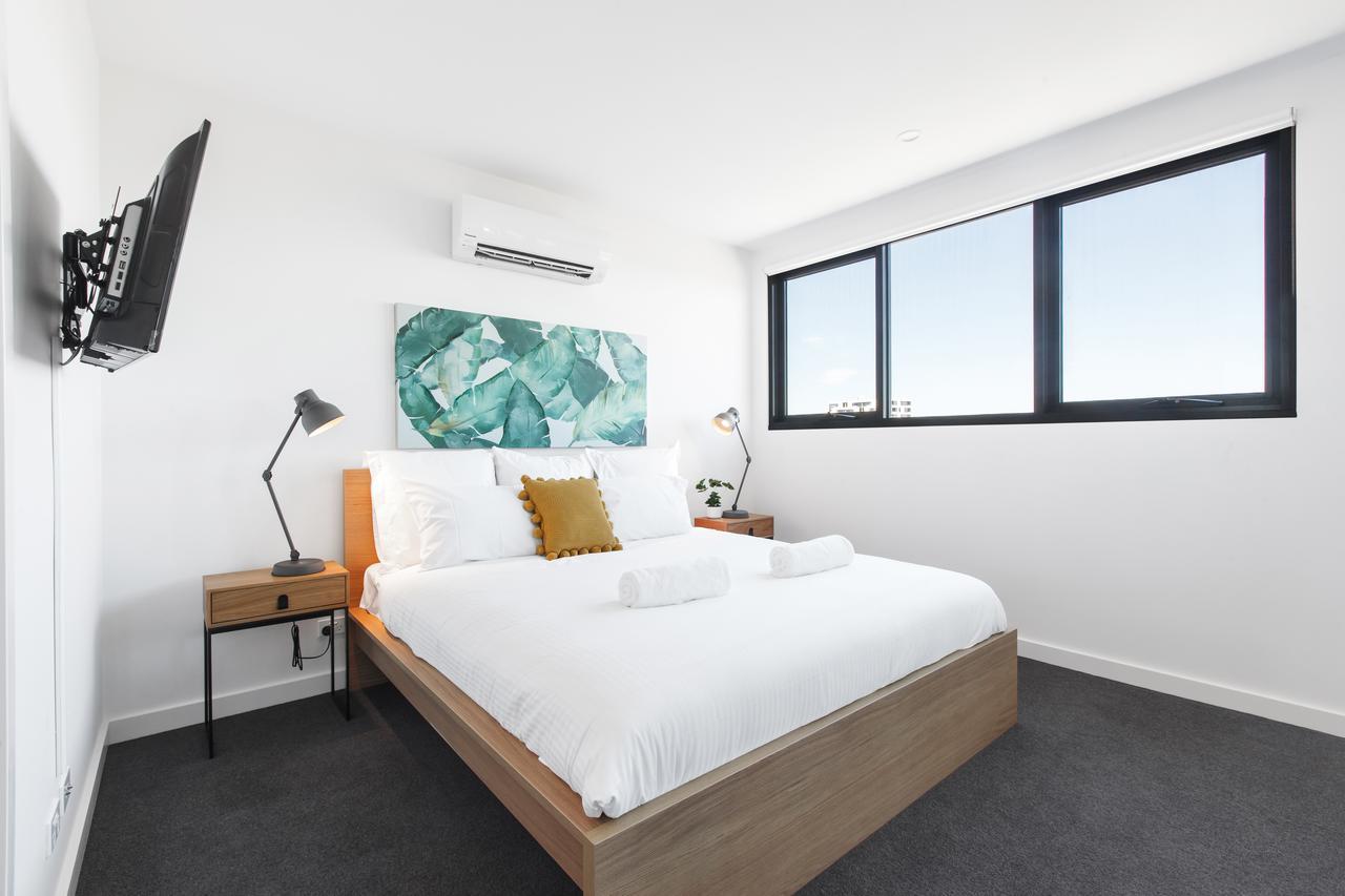 Spacious Urban Oasis With Views By Ready Set Host Apartment *
