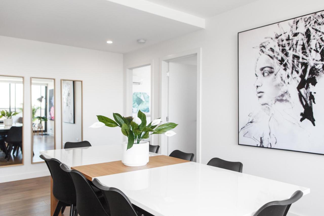 Spacious Urban Oasis With Views By Ready Set Host *