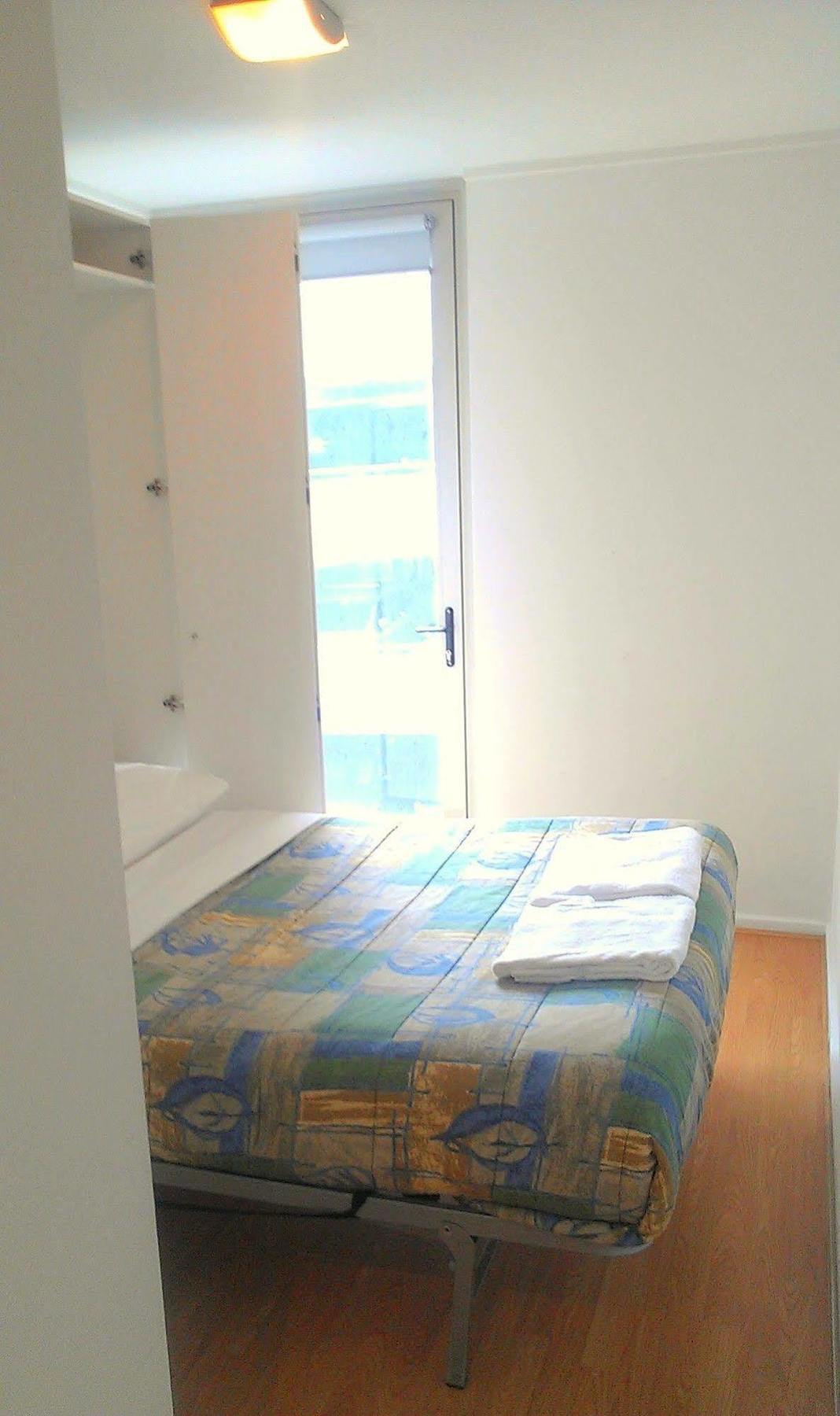 Ozstays 3* Melbourne