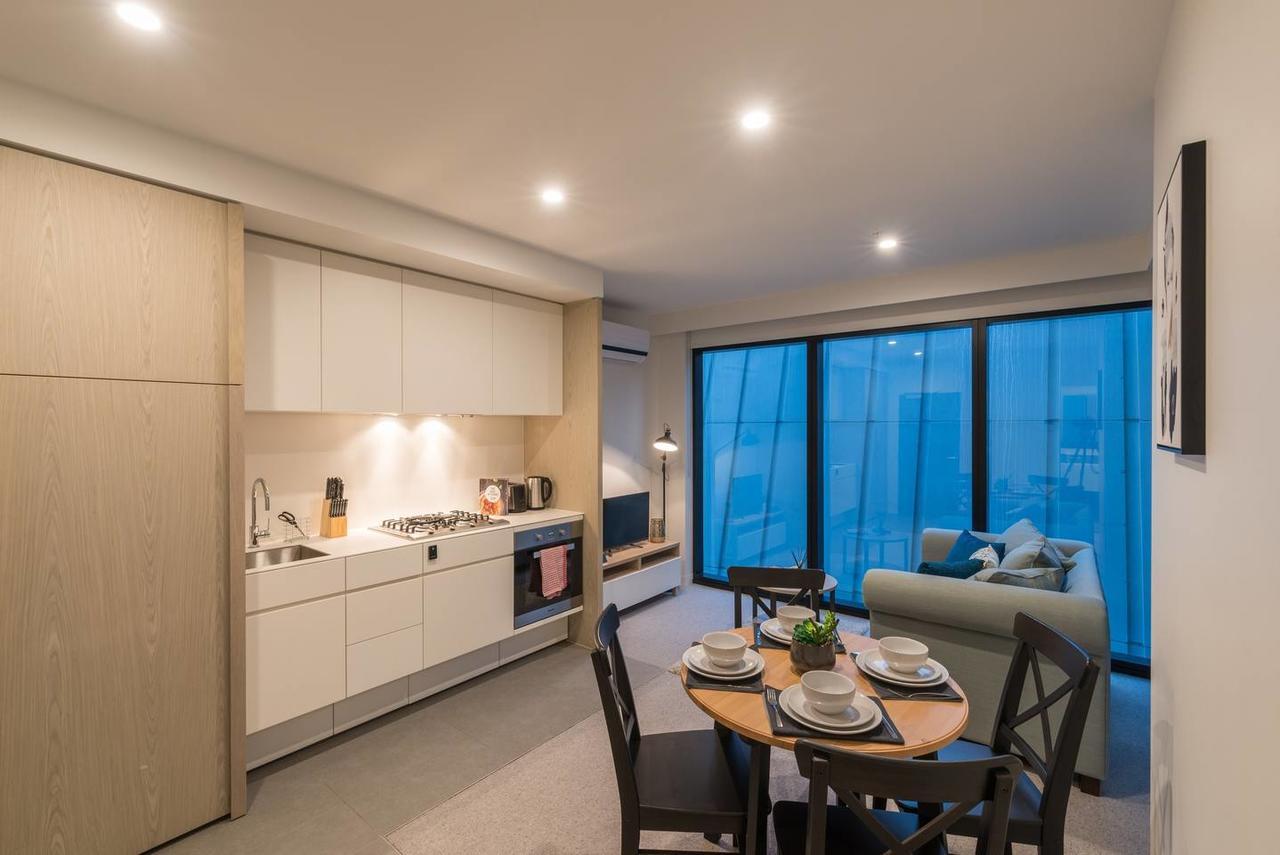 Docklands Brand New 1 Bedroom Apt@marina Tower Melbourne