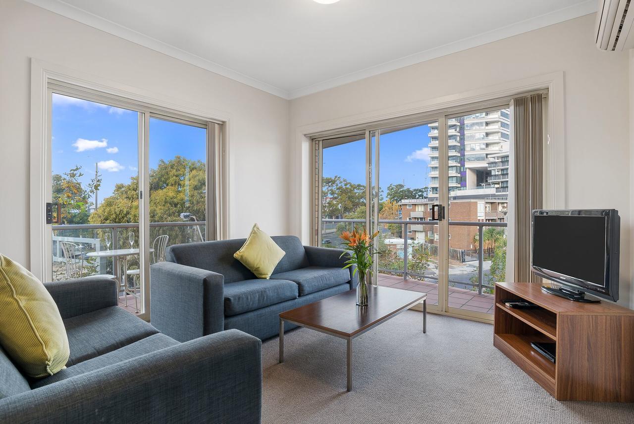 Amazing Accommodations: St Kilda Aparthotel