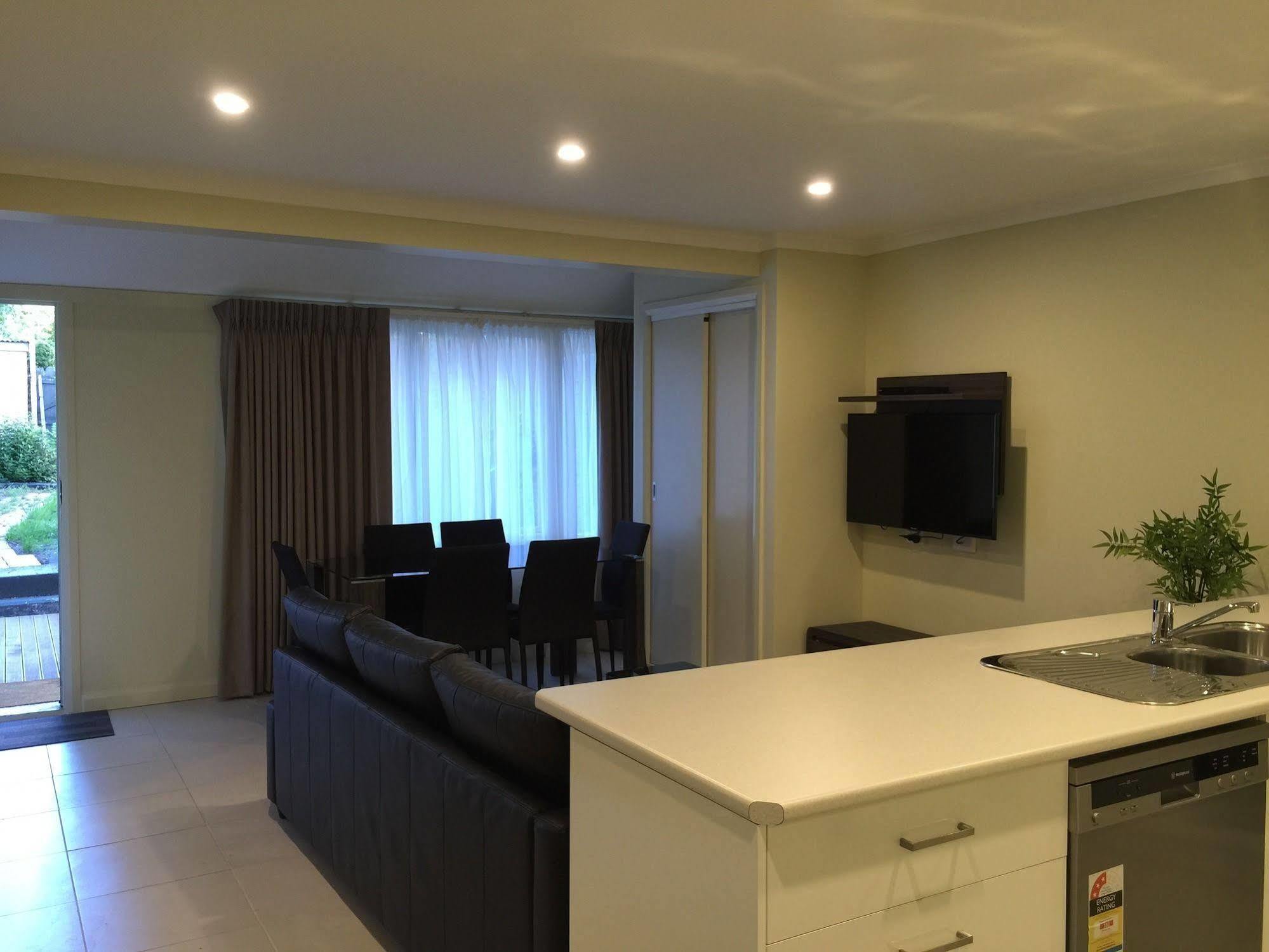 Park Squire Motor & Serviced 4* Melbourne