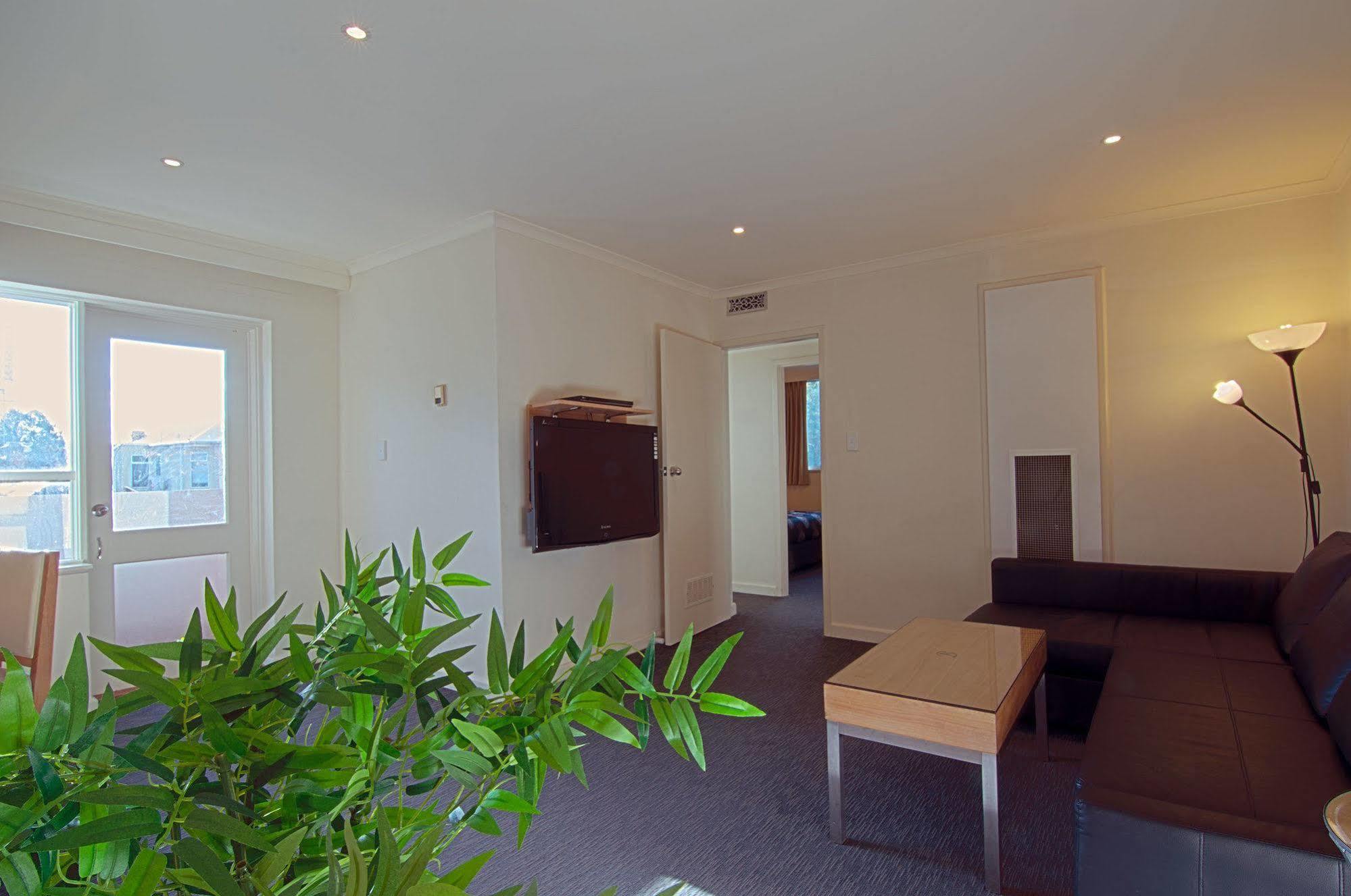 Park Squire Motor & Serviced 4* Melbourne