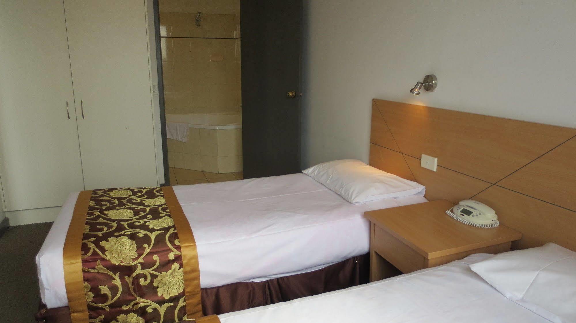 Flagstaff Motel 3*