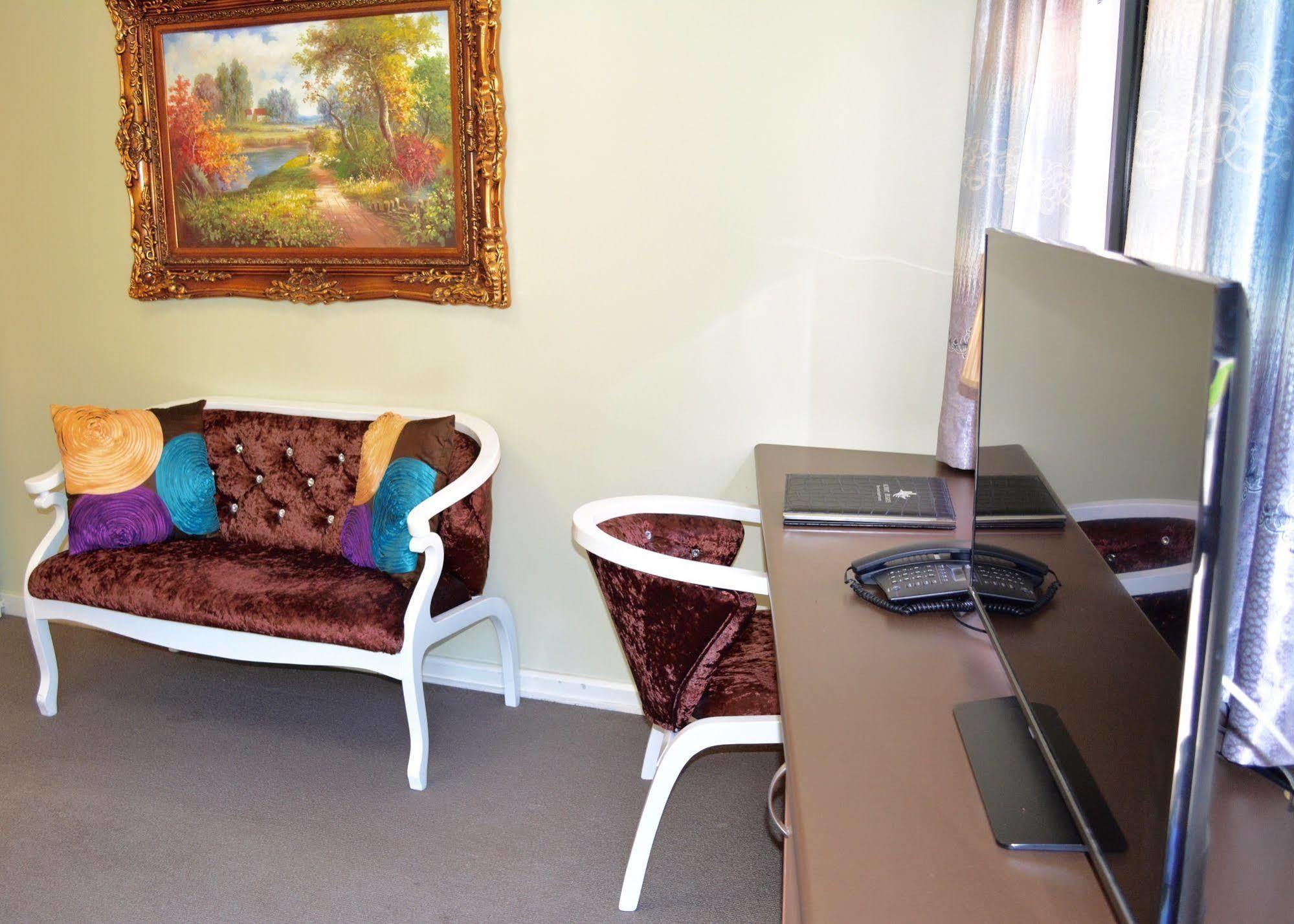 Heights Serviced Aparthotel Melbourne