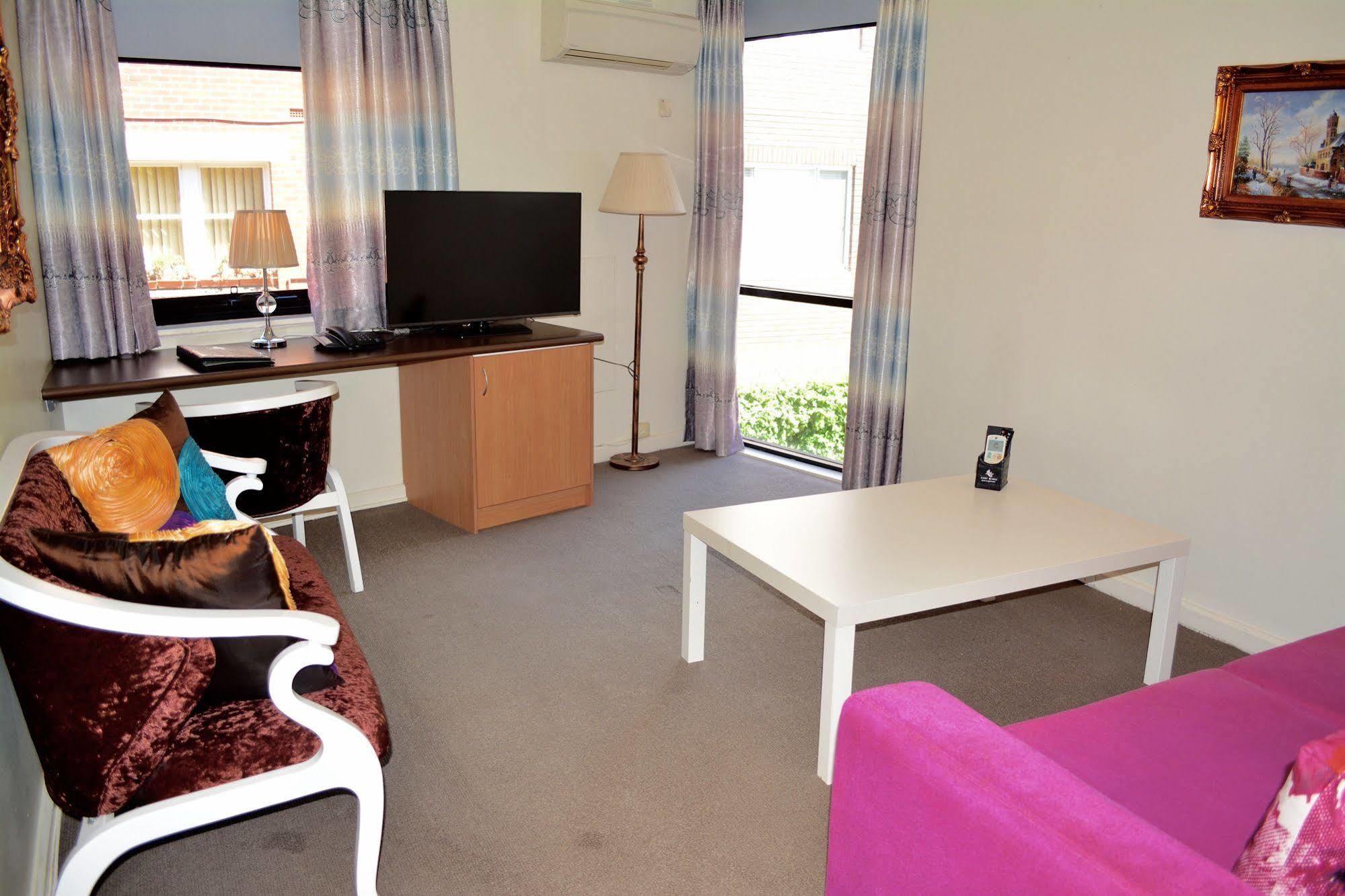 Heights Serviced Aparthotel 4*