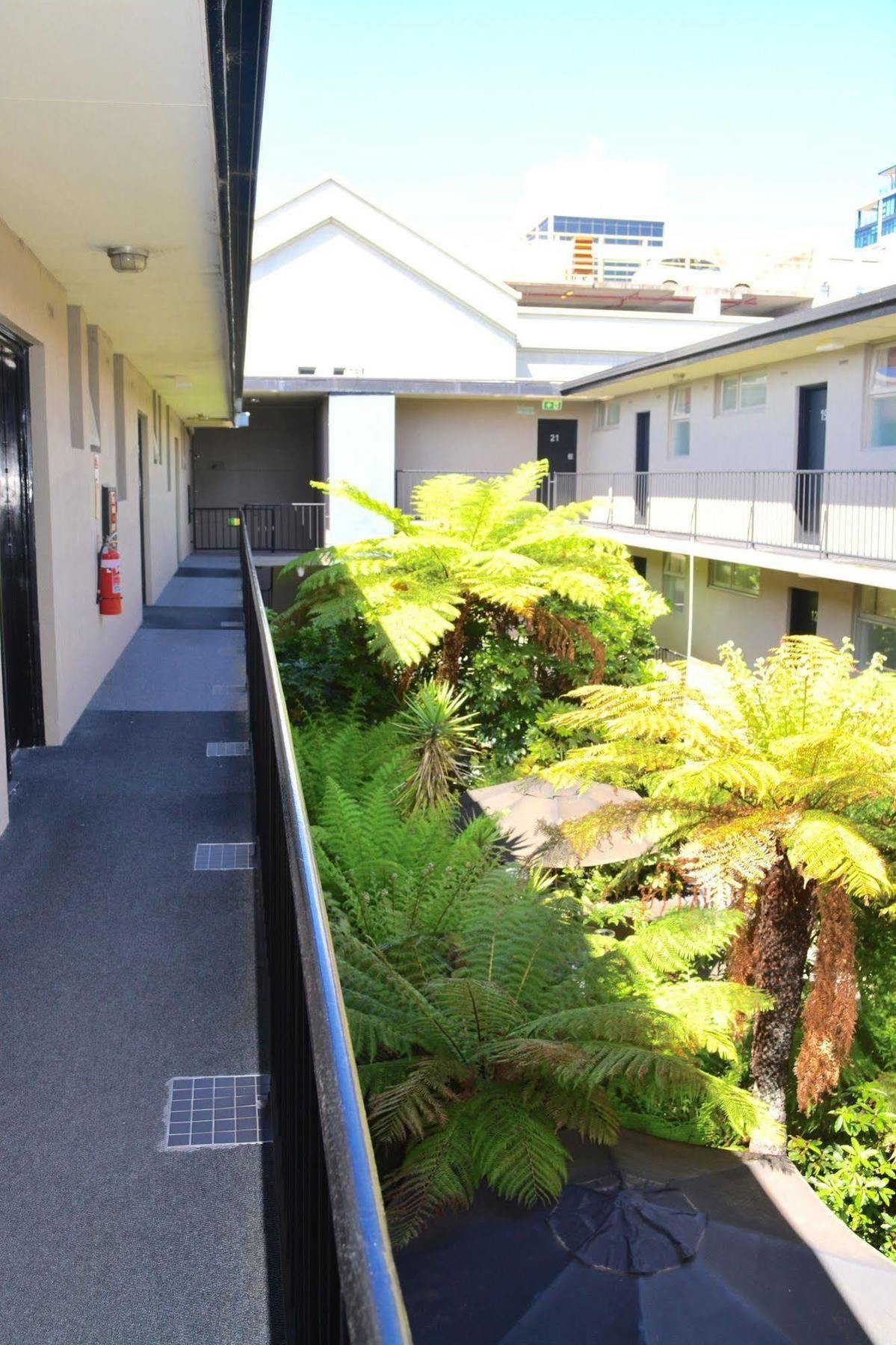 Heights Serviced 4* Melbourne