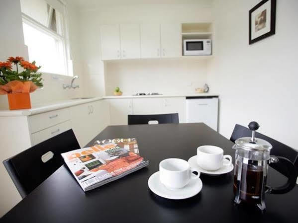 Heights Serviced Aparthotel Melbourne