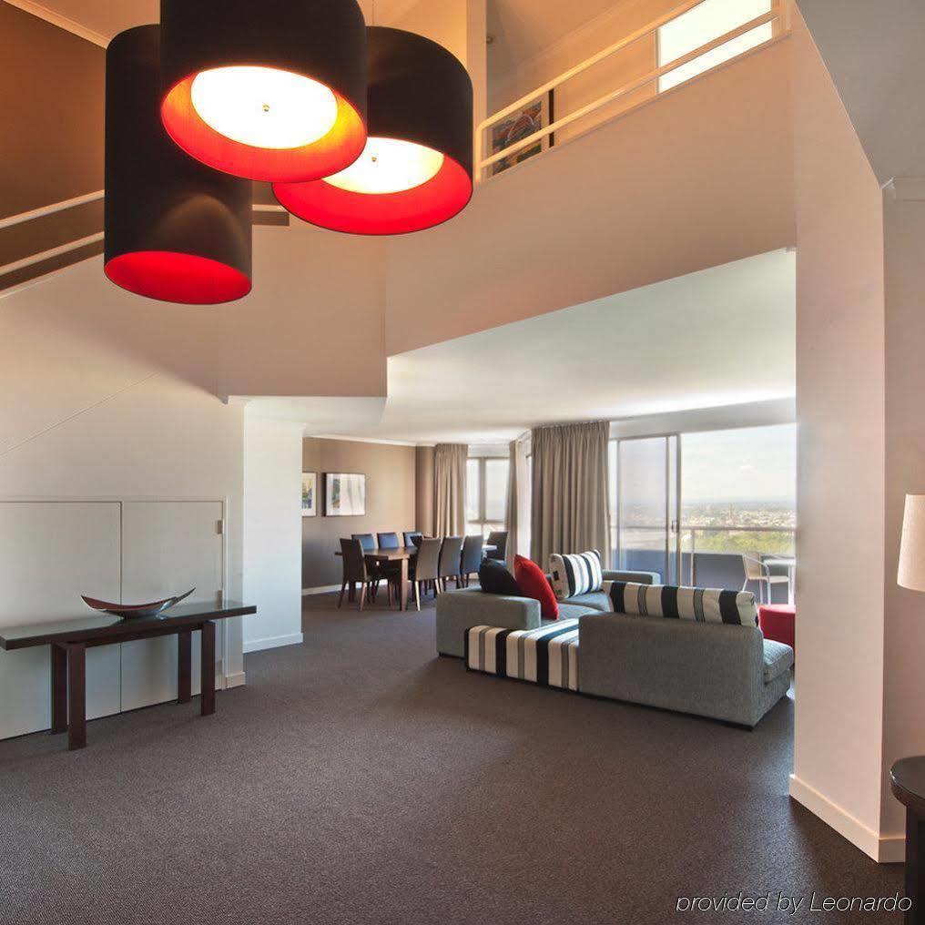 Aparthotel Mantra On The Park 4*