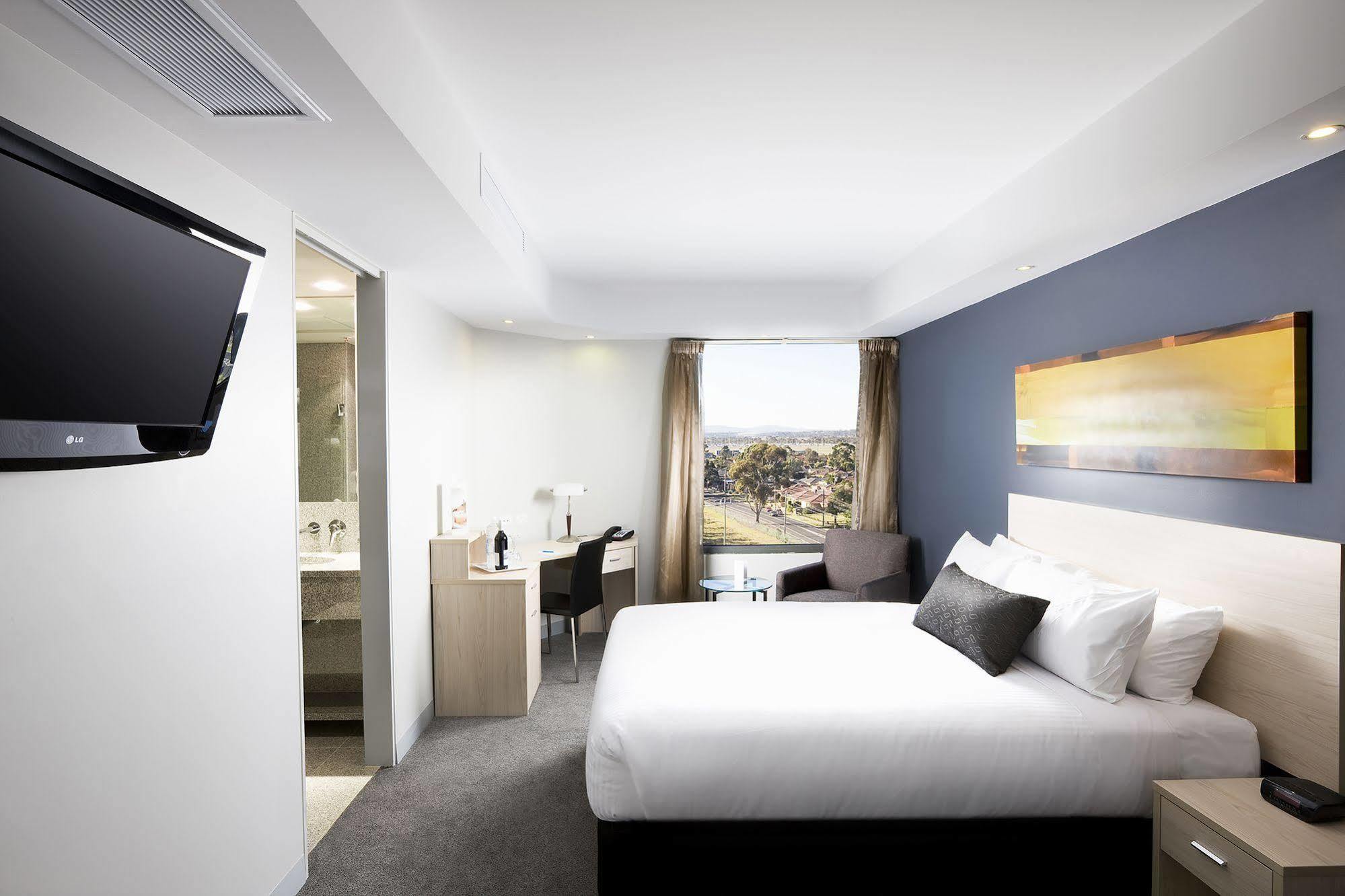 Mantra Airport Hotel Melbourne