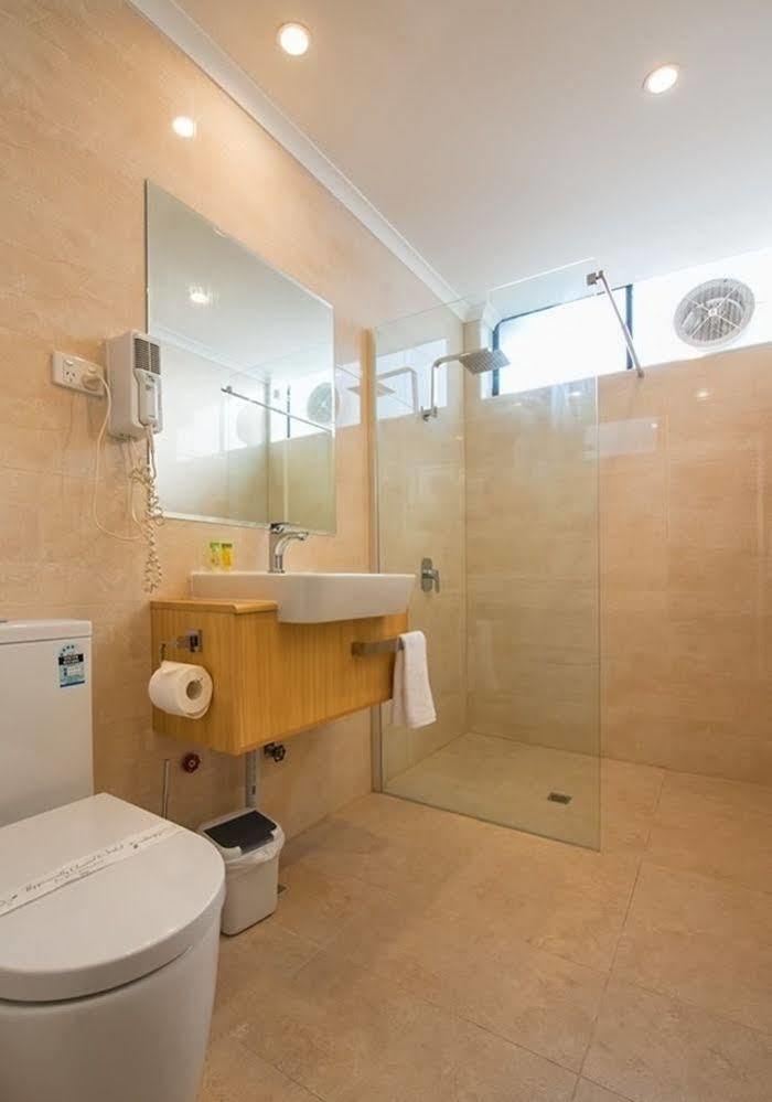 Mahoneys Motor 3* Melbourne