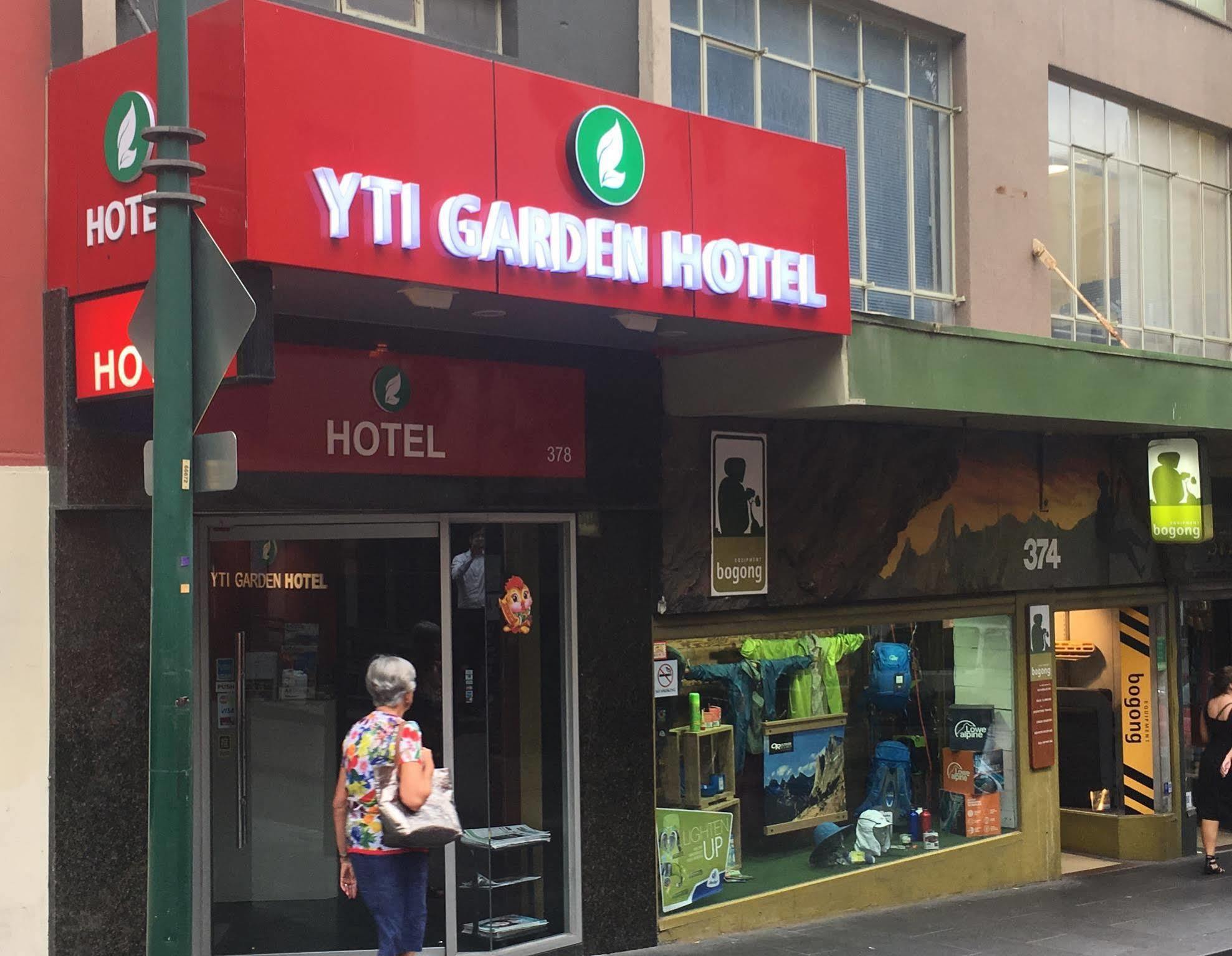 Aparthotel Yti Garden