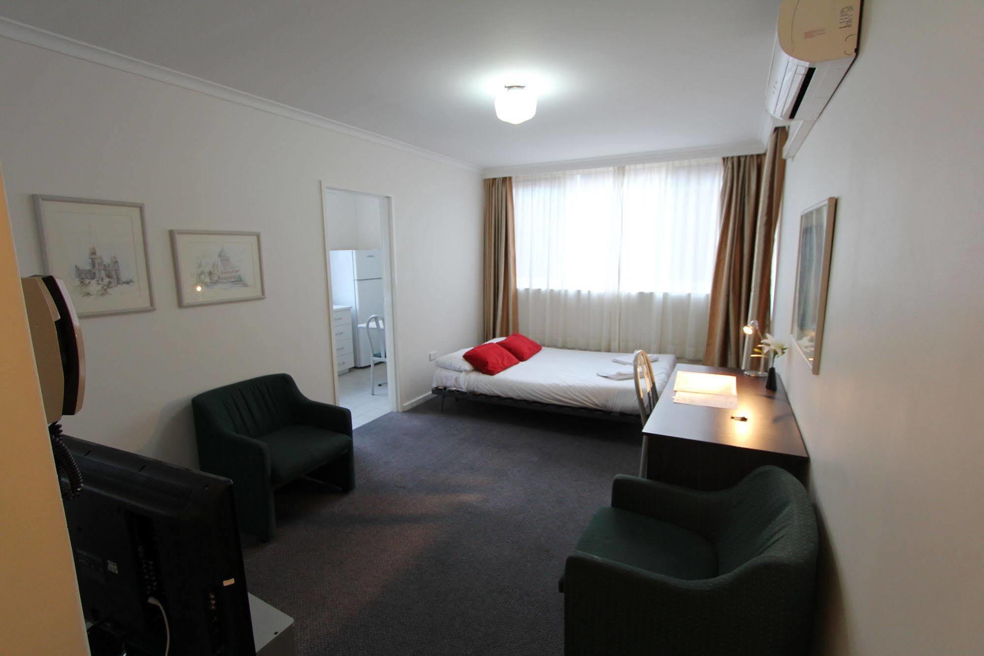 Drummond Serviced 3* Melbourne