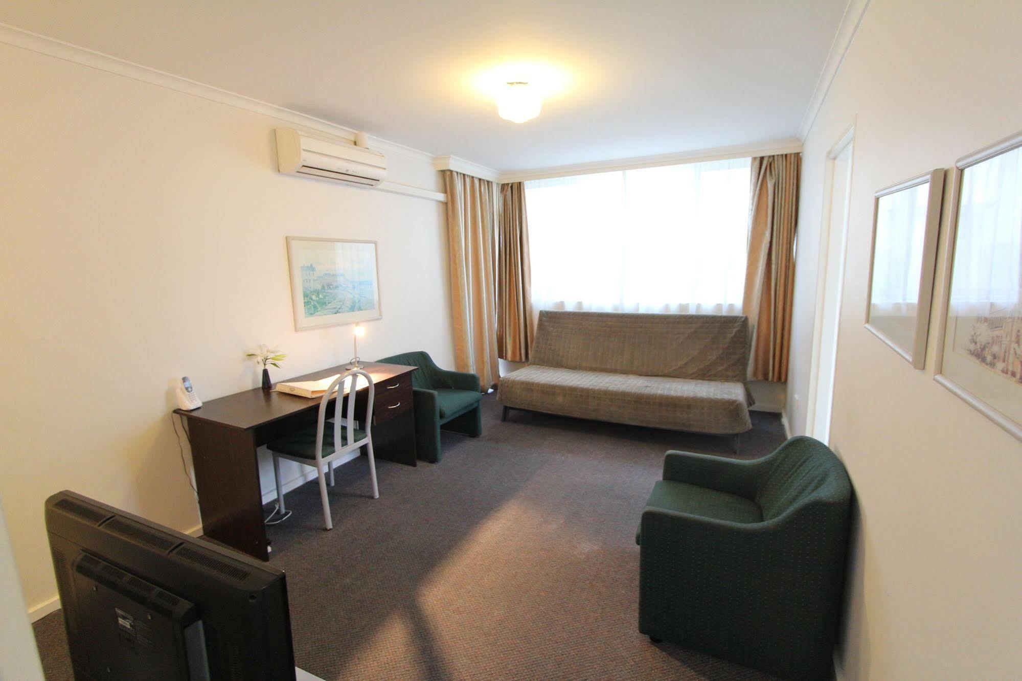 Drummond Serviced Aparthotel 3*