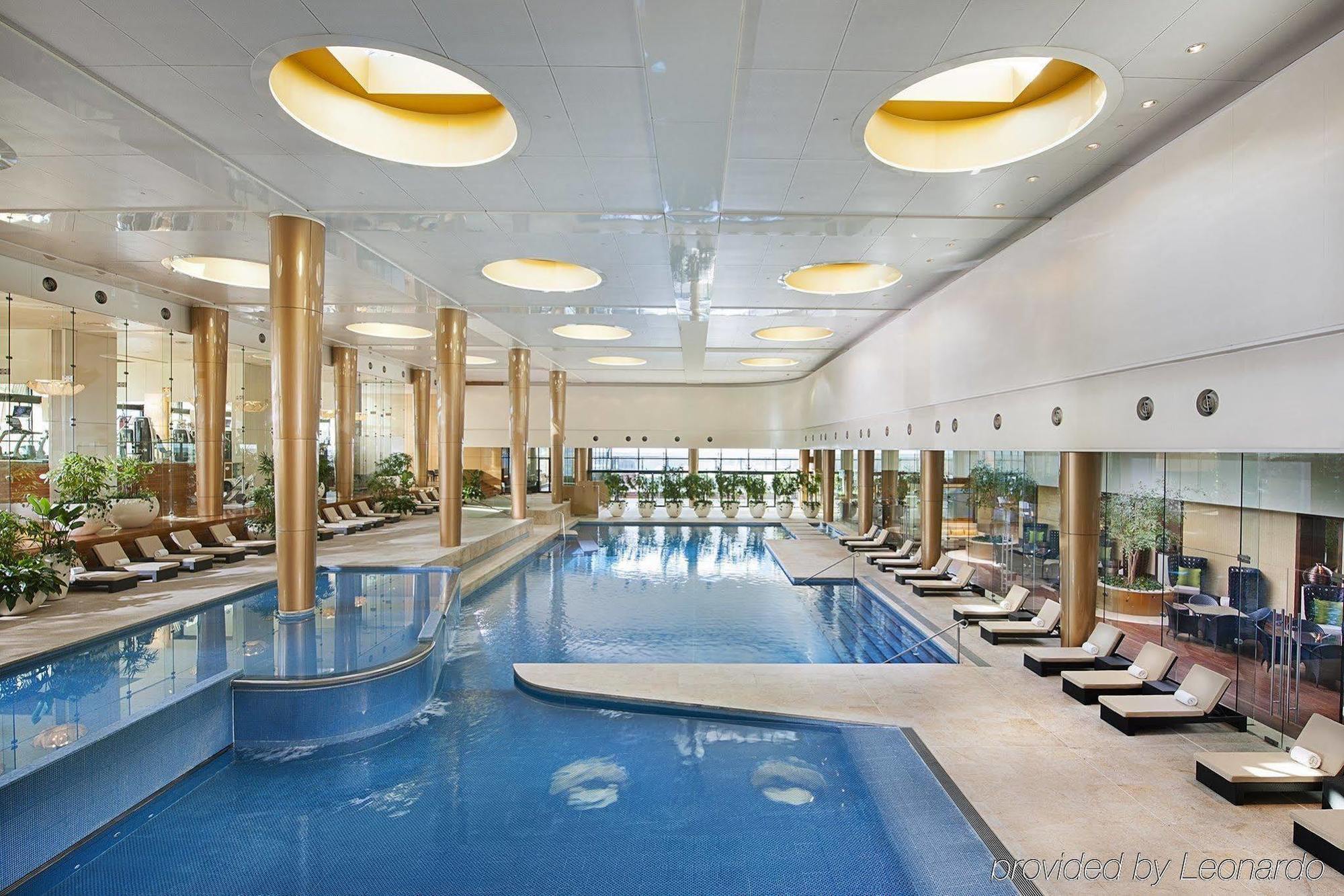 Crown Towers Hotel 5*