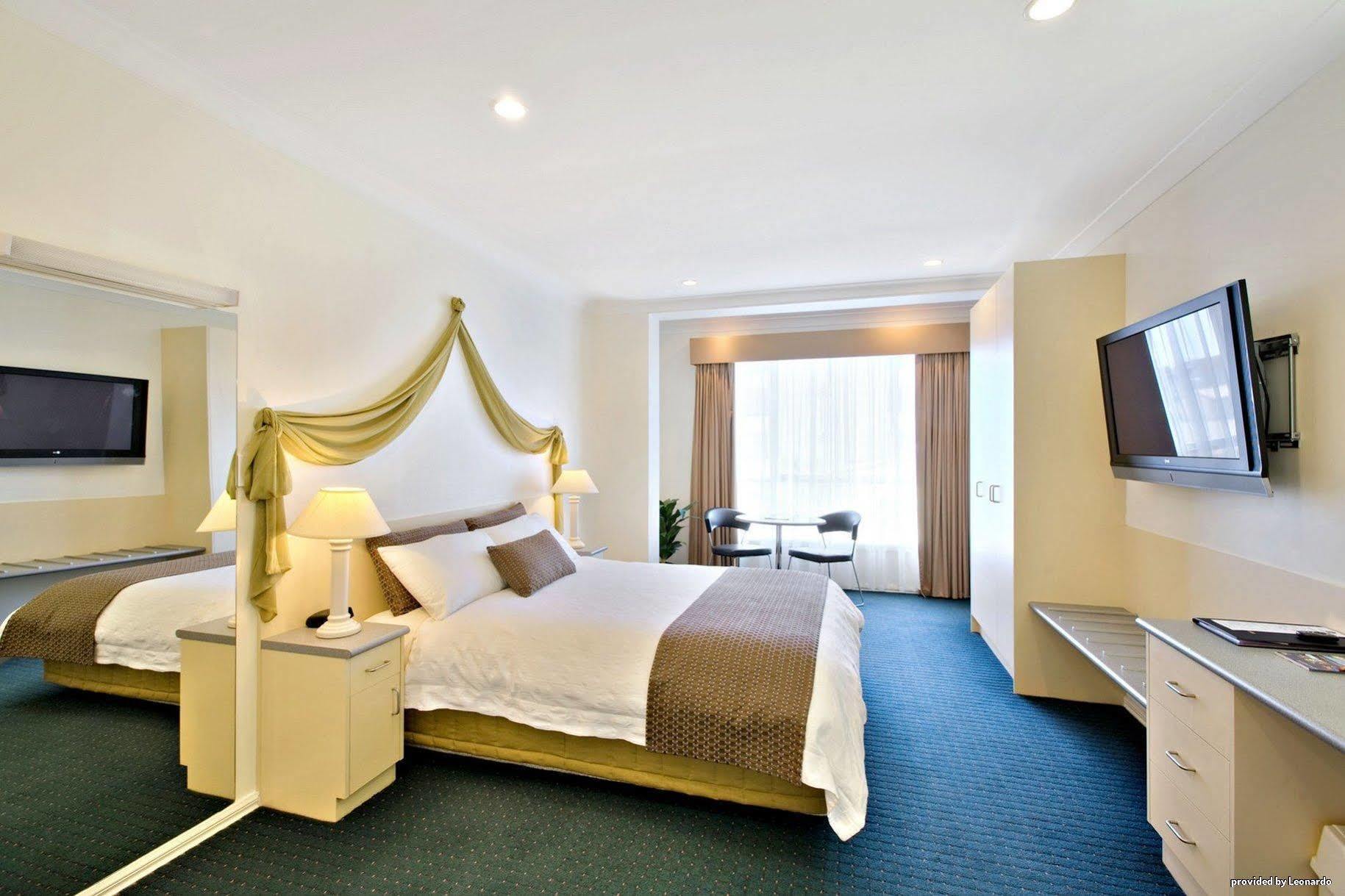 Melbourne's Princes Park Motel 4*