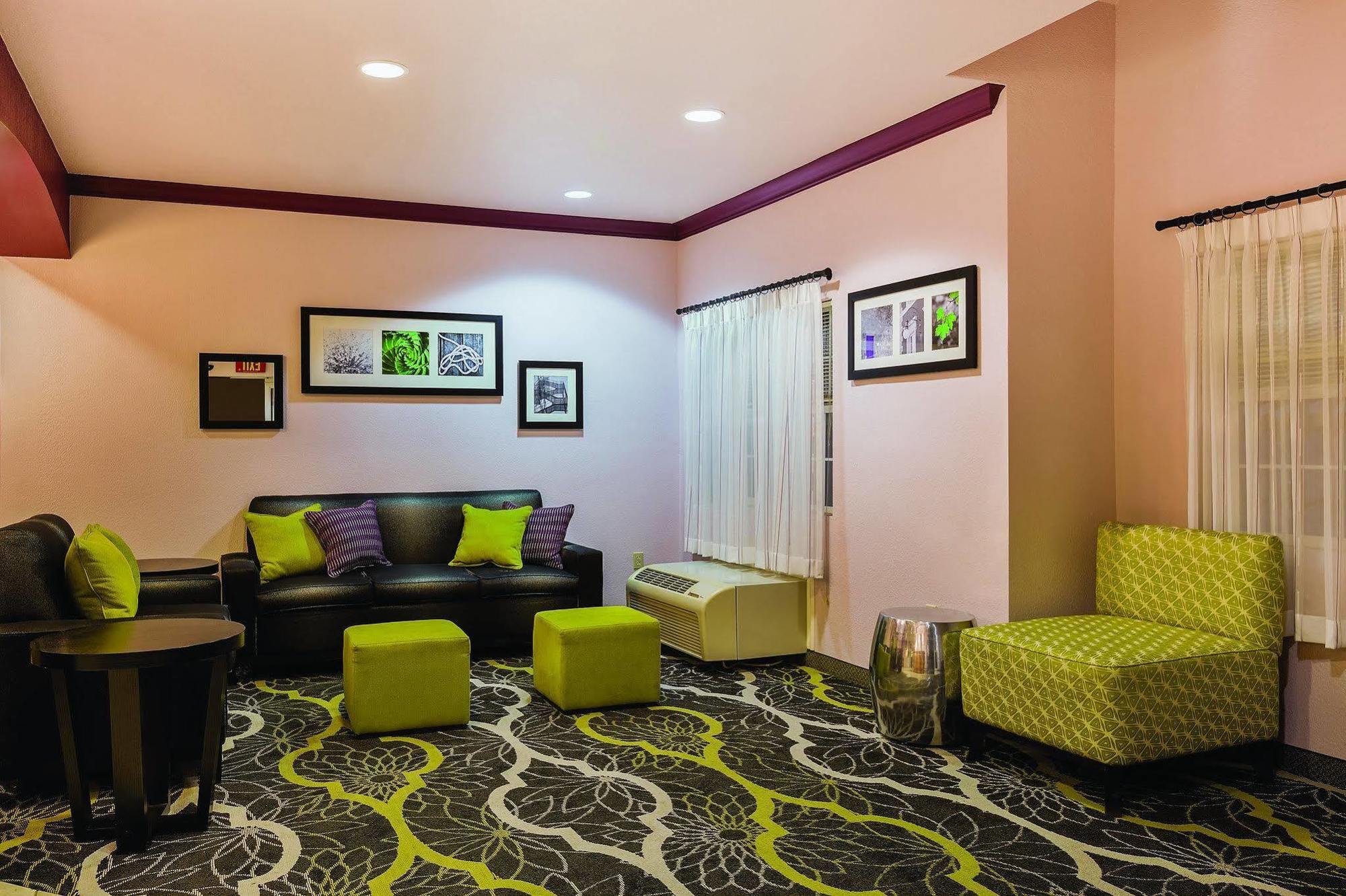 Hotel Bayview On The Park 4*
