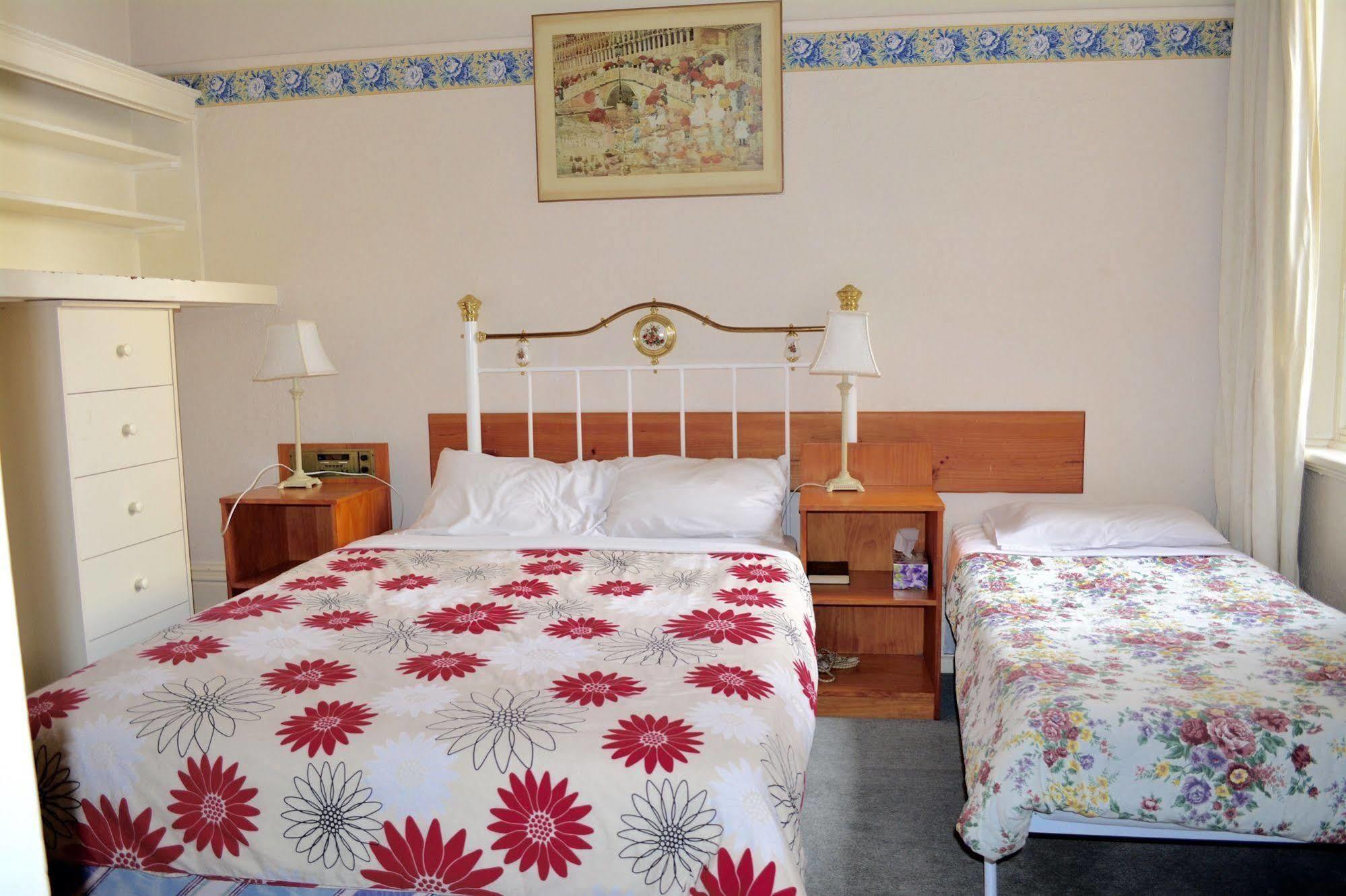 Bed & Breakfast Georgian Court Melbourne