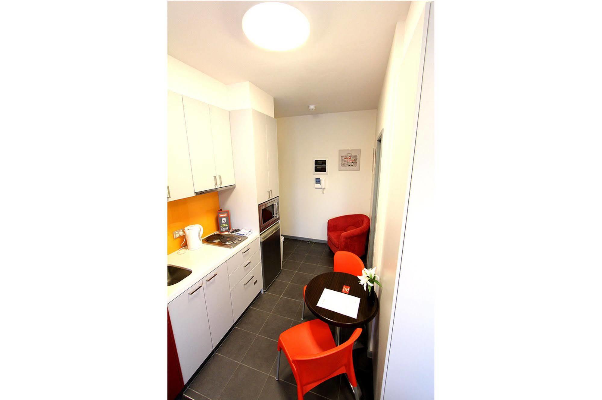 Alston Aparthotel Melbourne