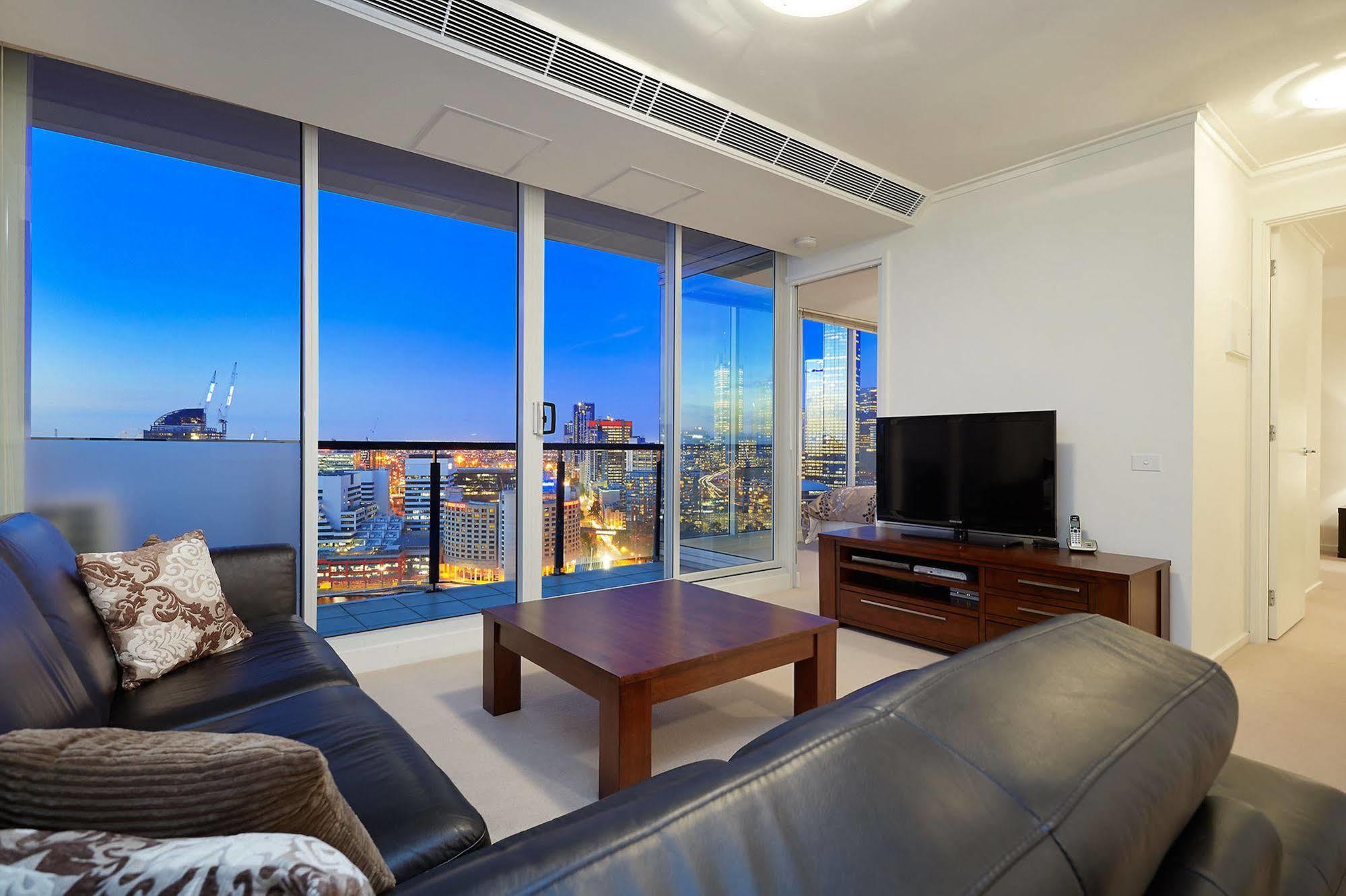 Gem Short 4* Melbourne