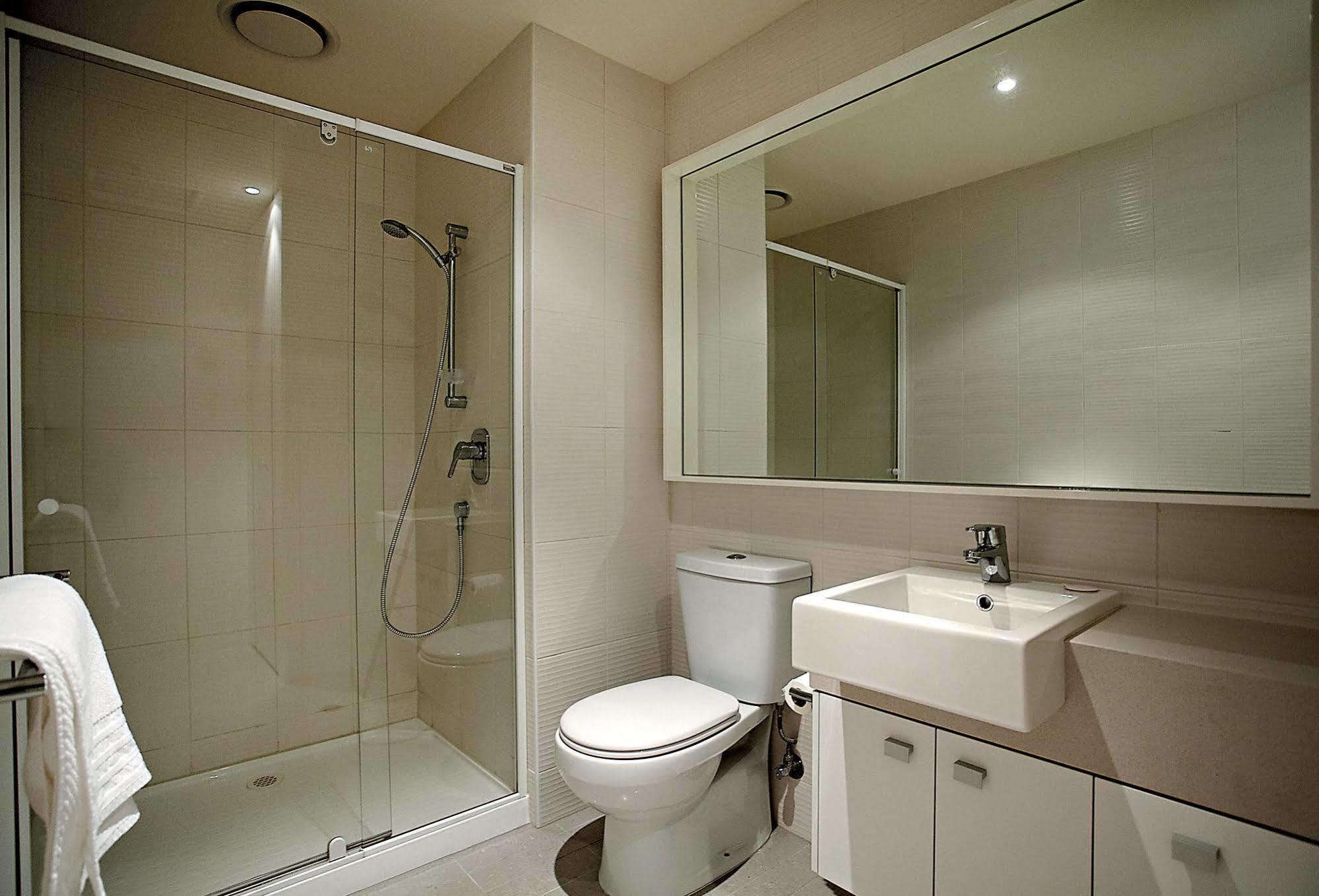 Gem Short Aparthotel