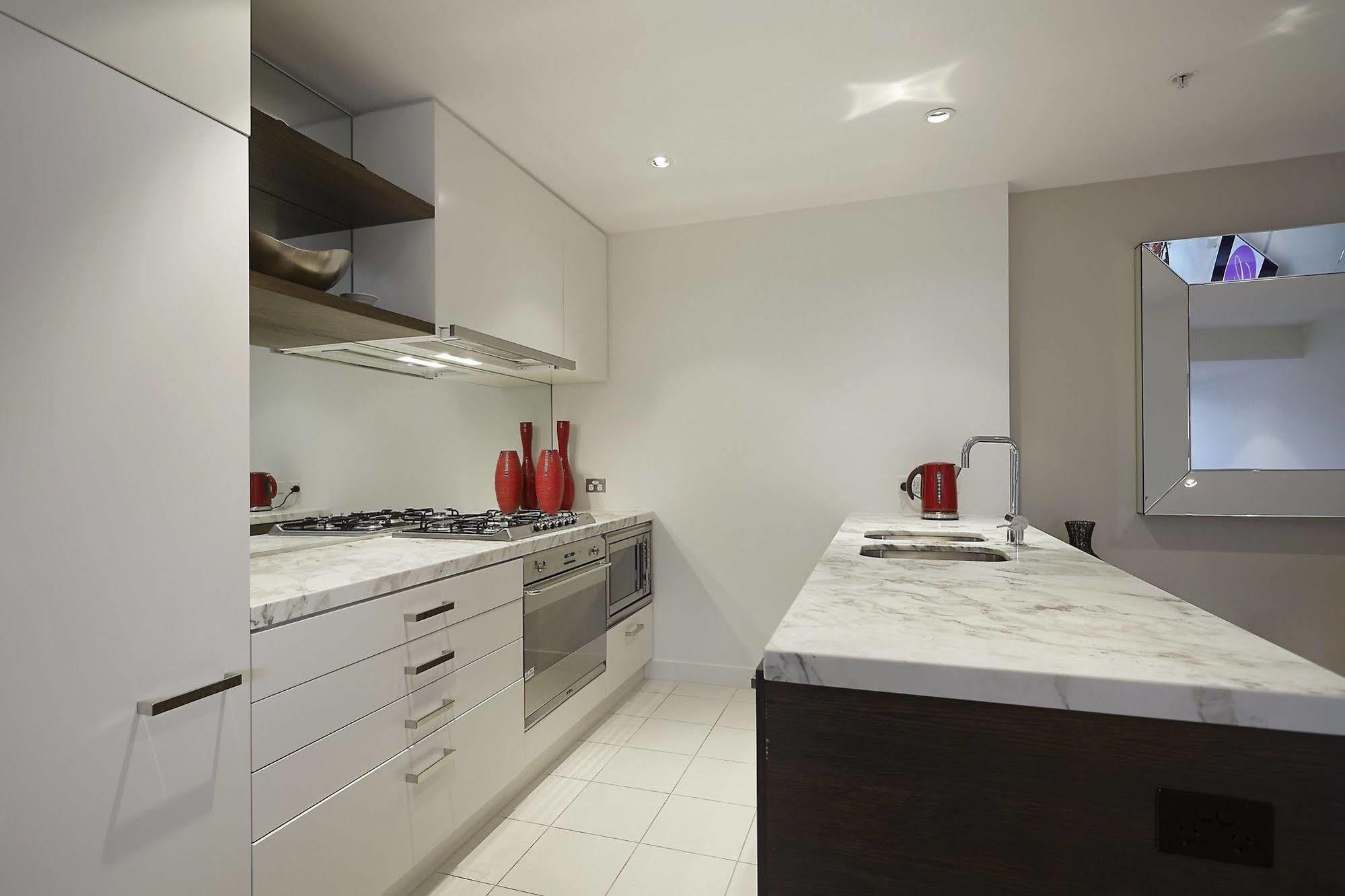 Gem Short Aparthotel 4*
