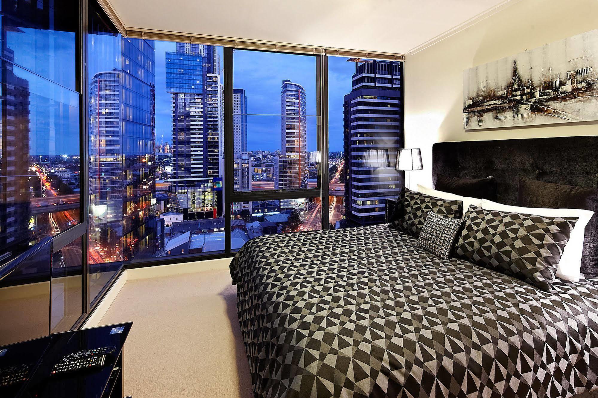Gem Short Melbourne