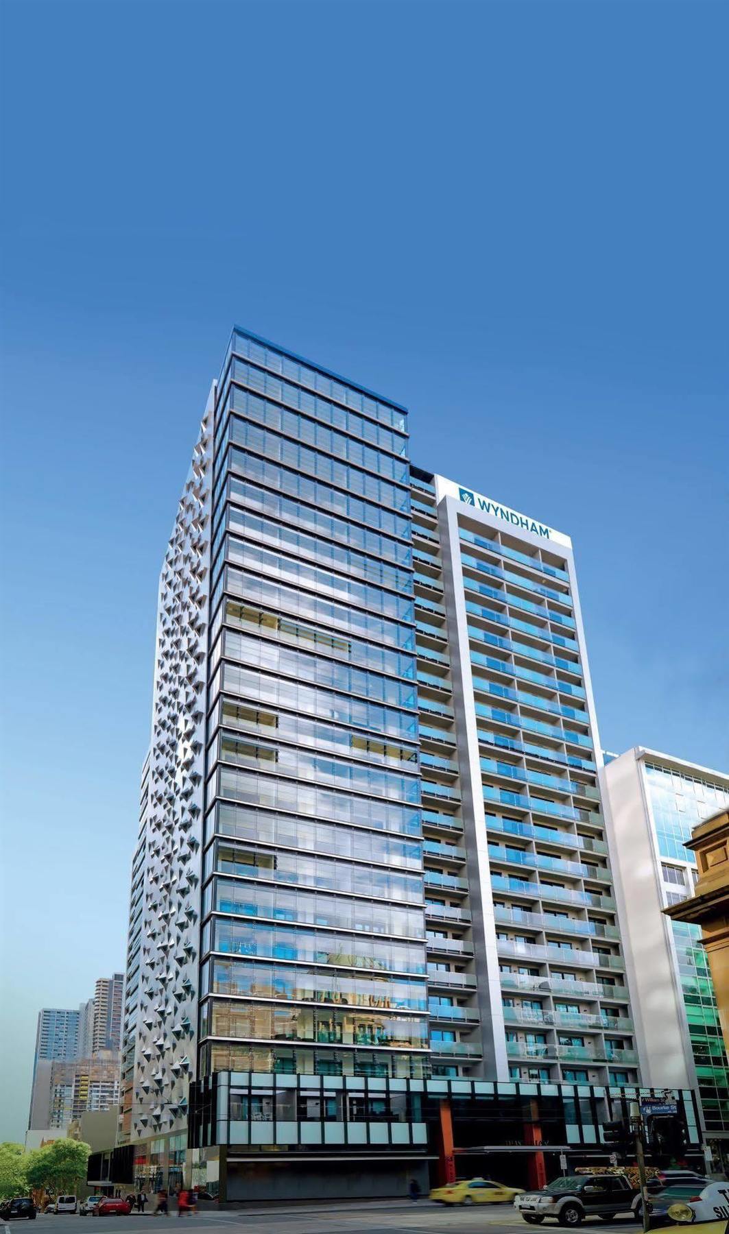 Wyndham Hotel 4*