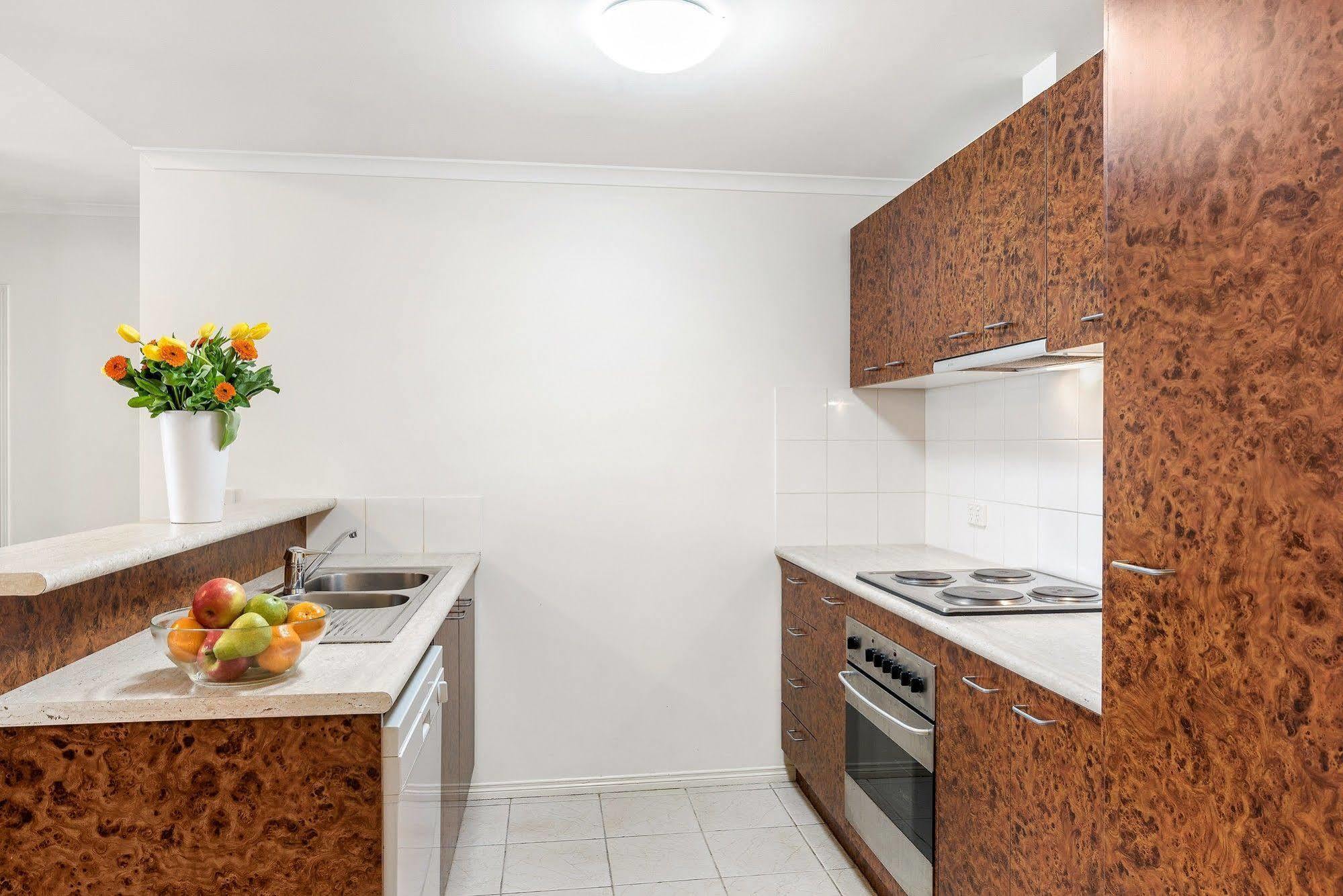 Aligned Corporate Residences Kew Aparthotel 4*