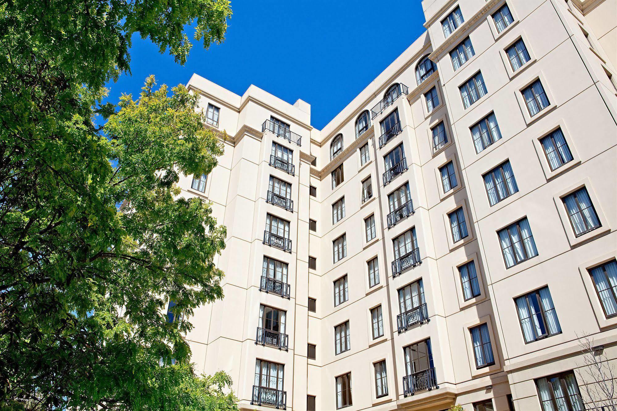 Mantra On Jolimont Aparthotel