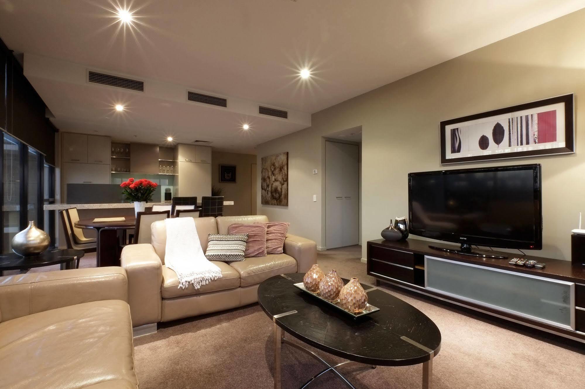 Docklands Prestige Aparthotel 4*
