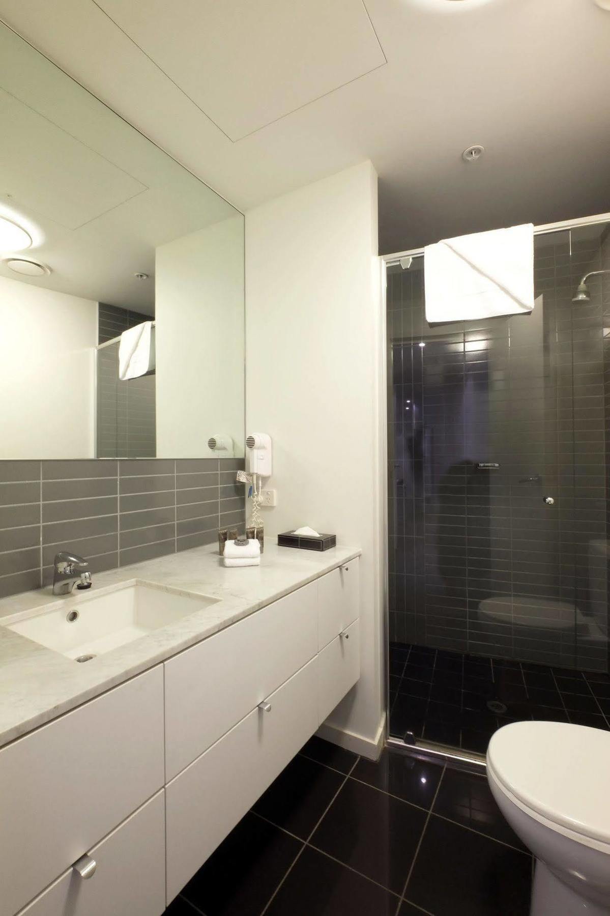 Docklands Prestige Melbourne