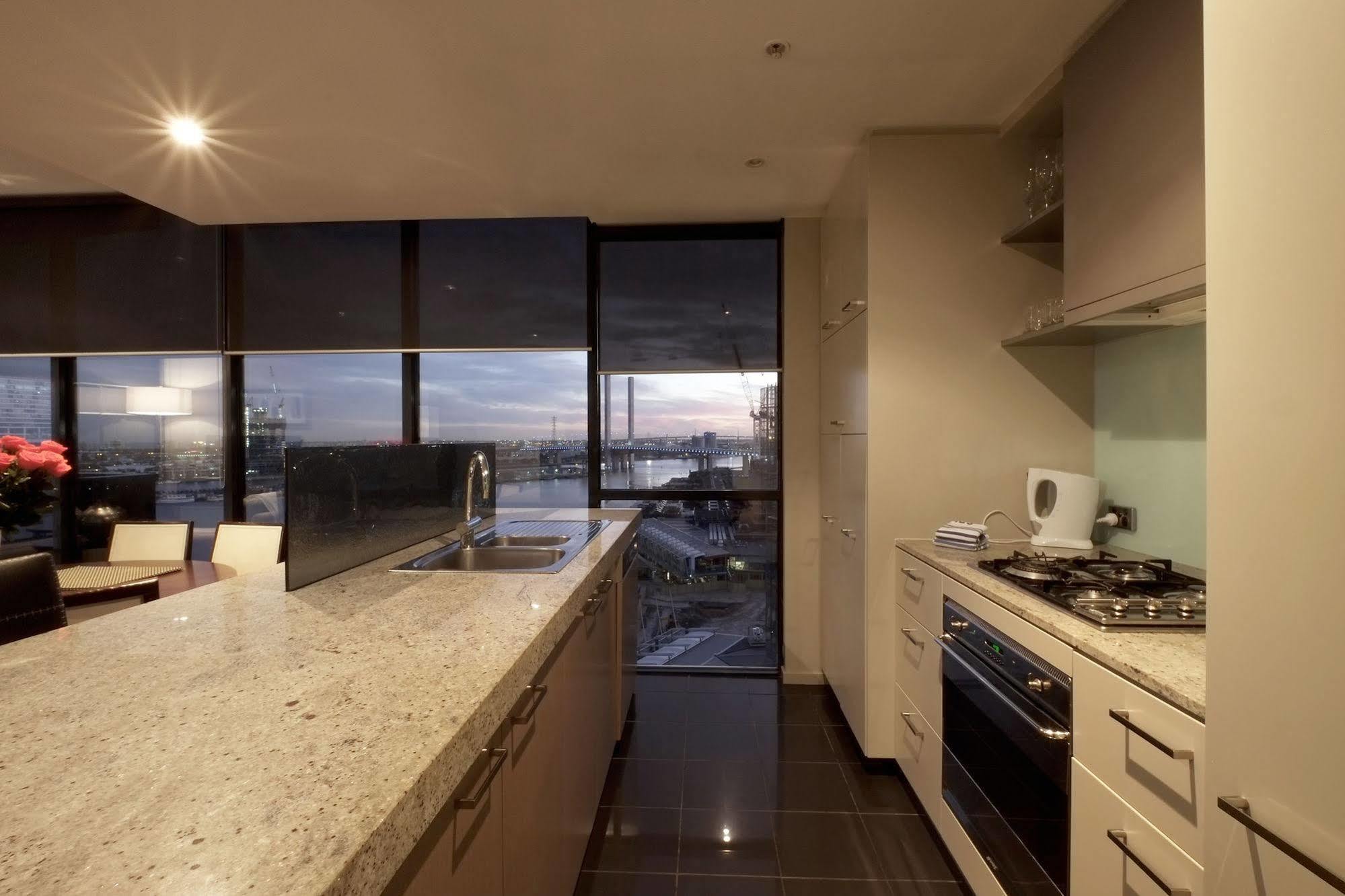Docklands Prestige 4* Melbourne