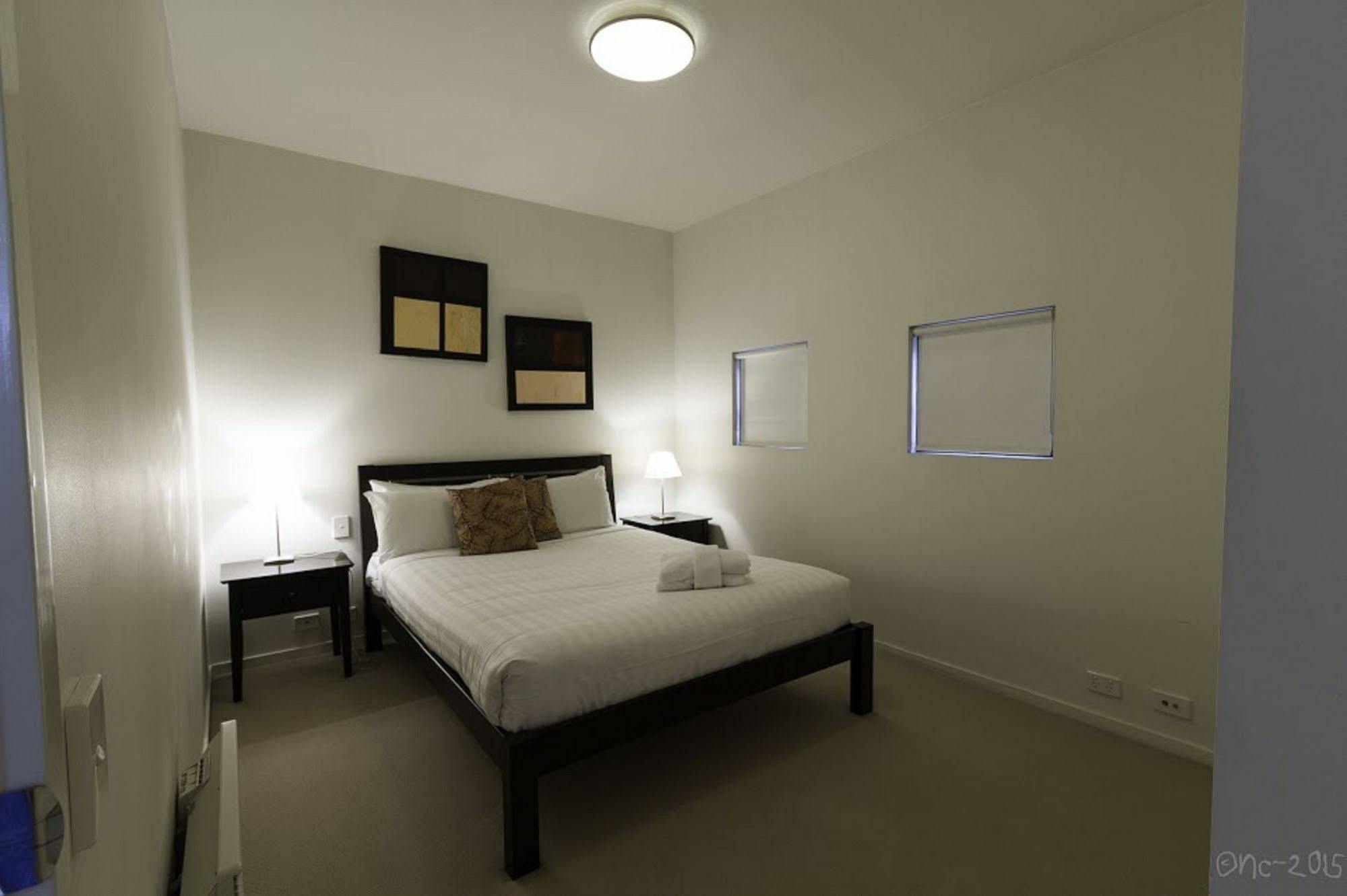 Docklands Prestige 4* Melbourne
