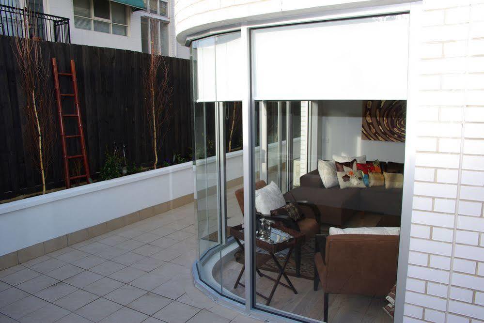 Apartment Boutique - Lalique