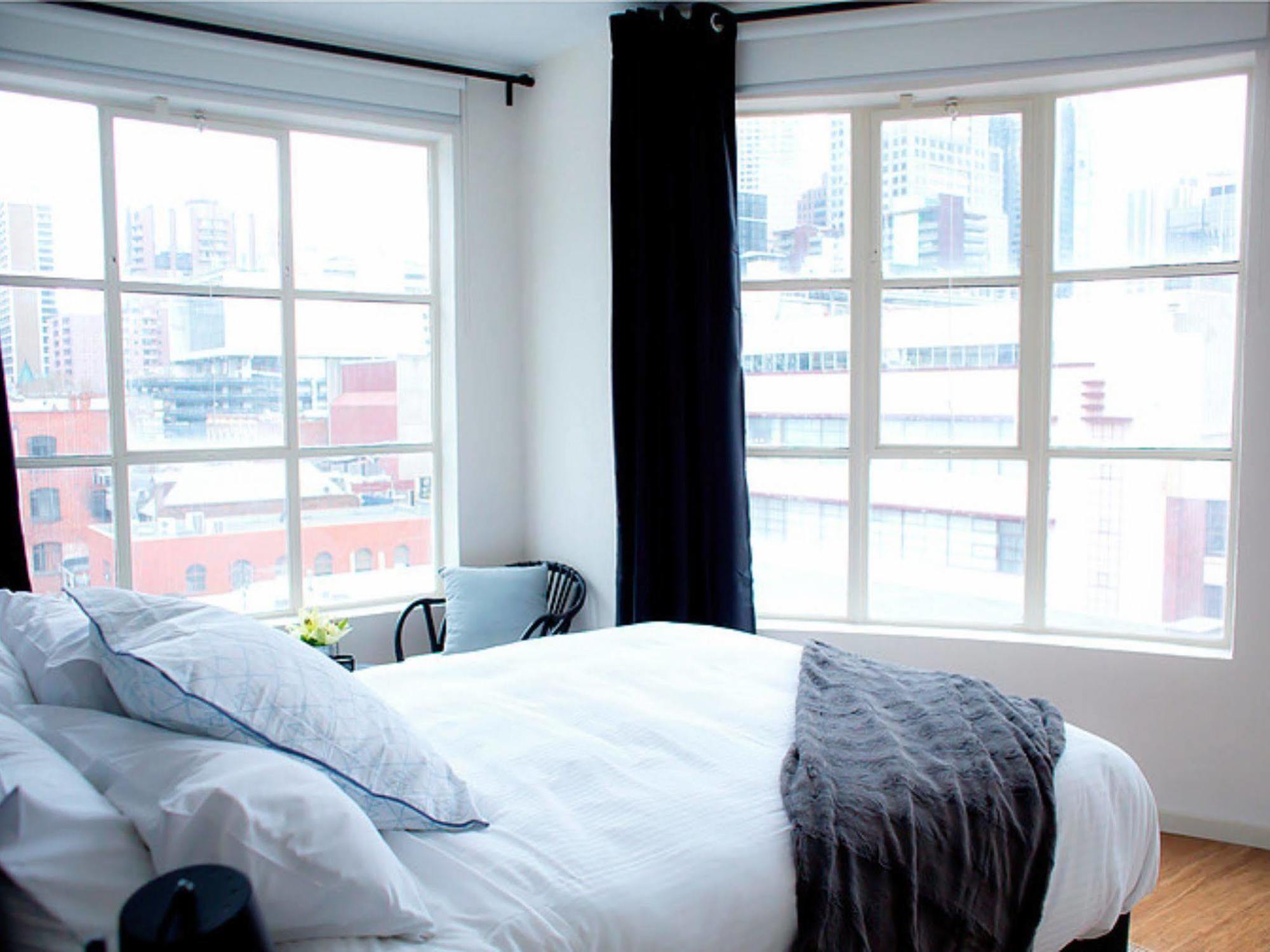 Apartment The Town Melbourne