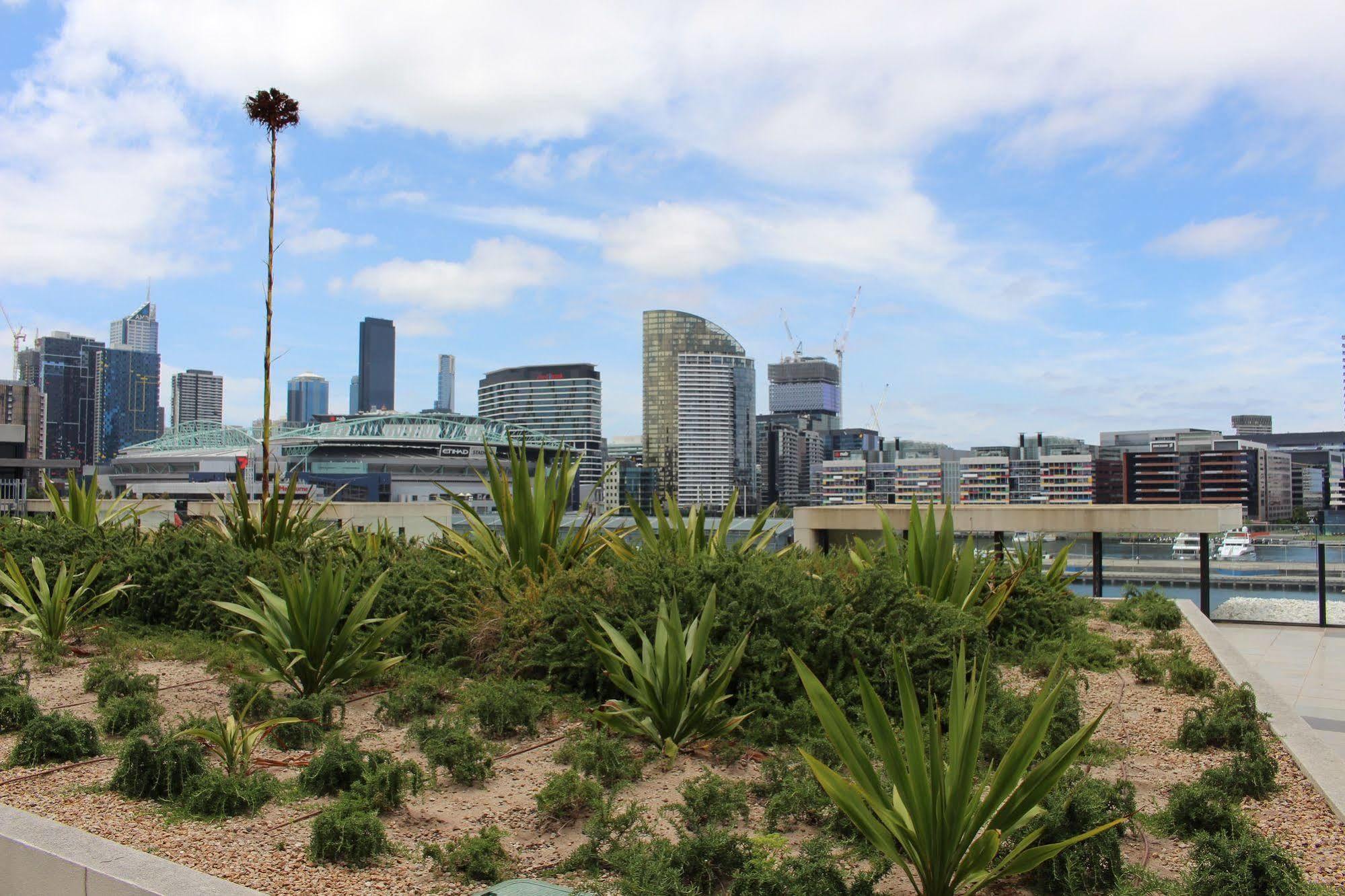 Apartment View Docklands Melbourne Apartment