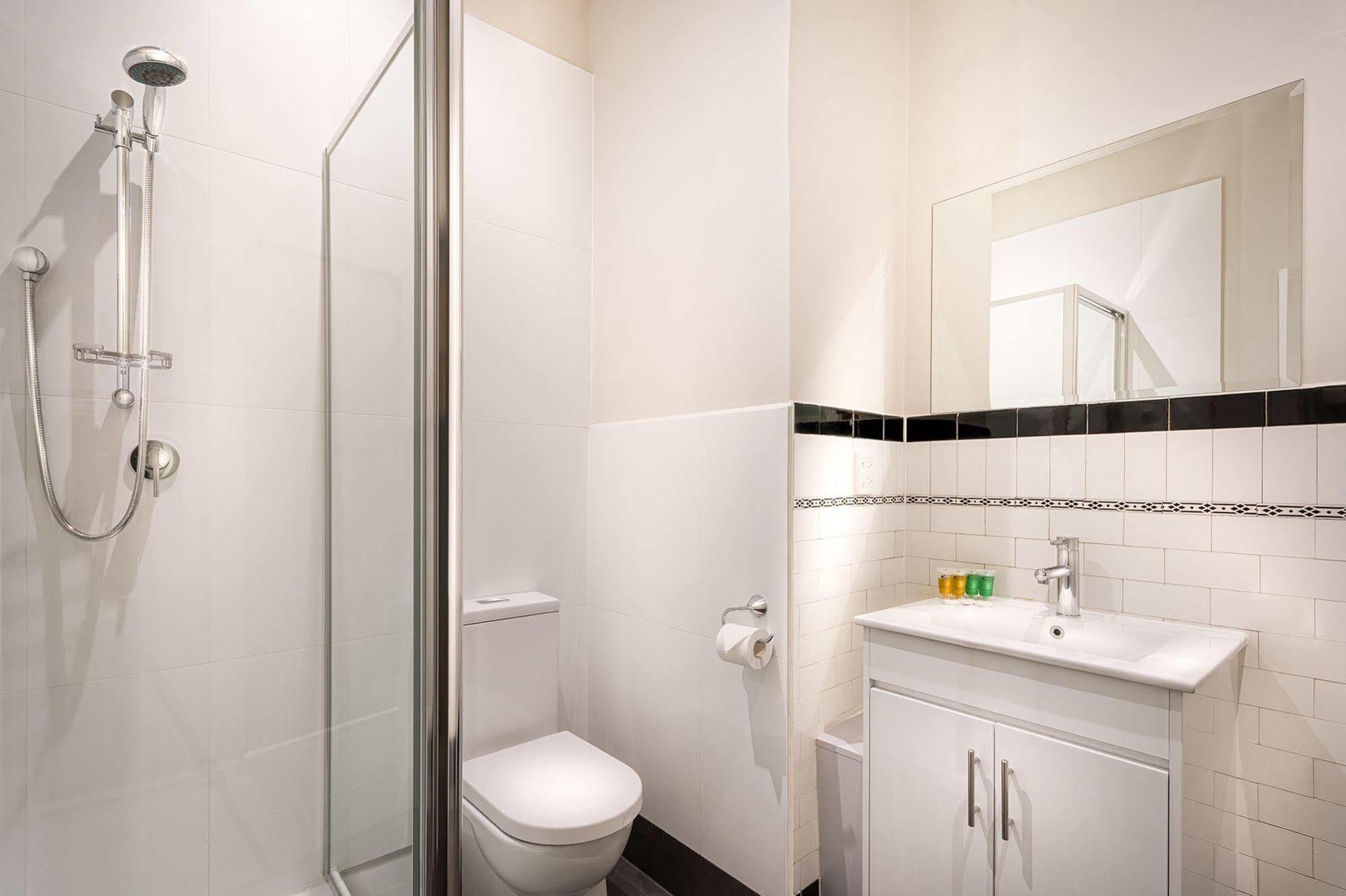 Court Budget Hotel 3*
