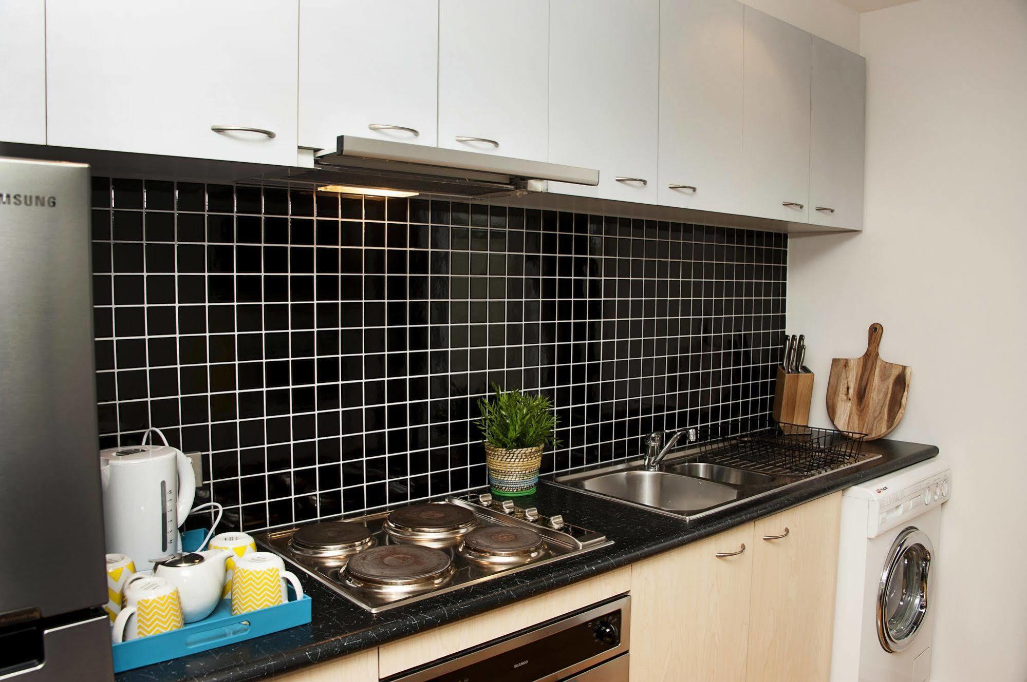 Position Perfect Carlton Apartment Melbourne