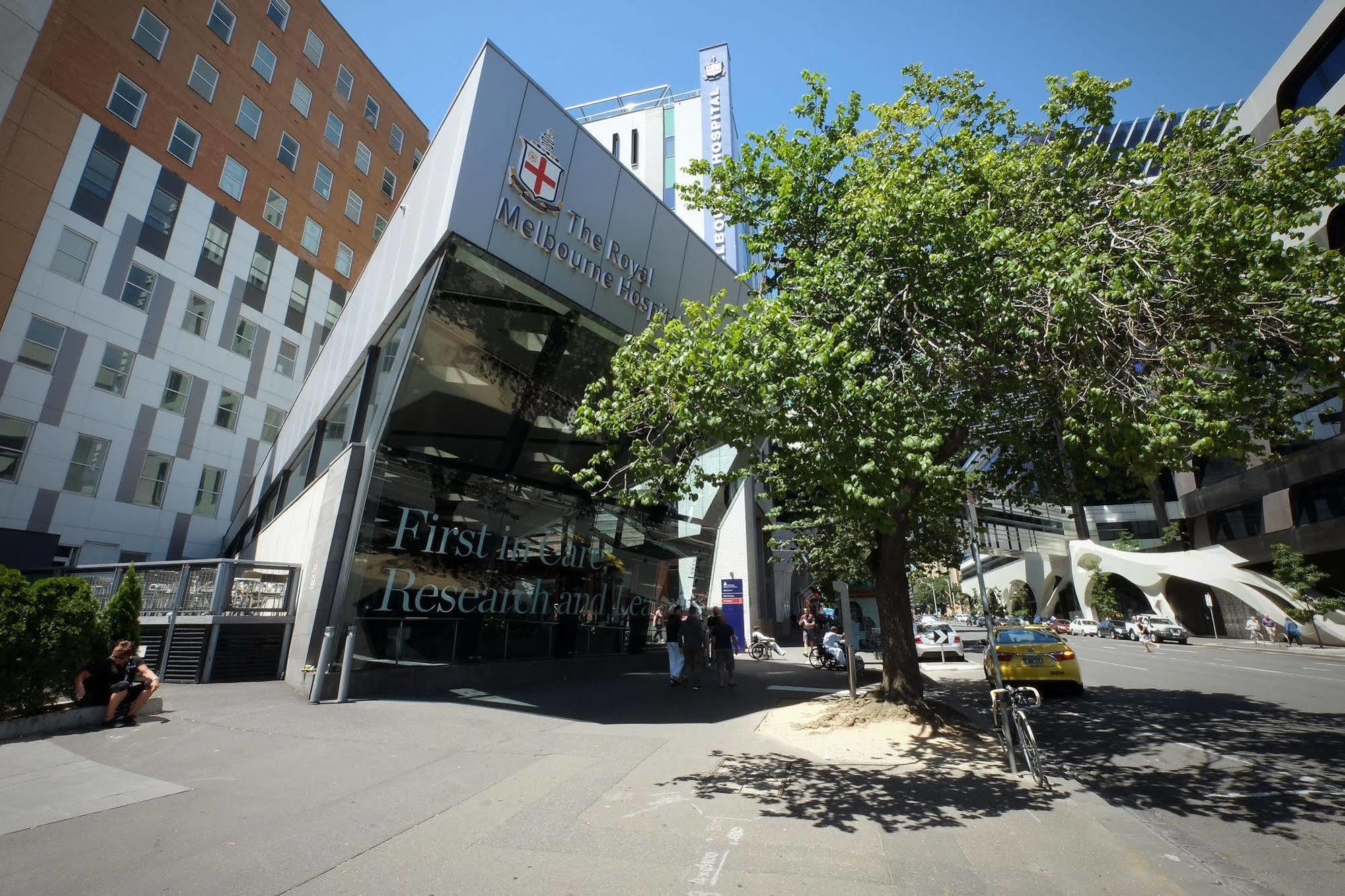 Aparthotel Turnkey Accommodation-North Melbourne 4*