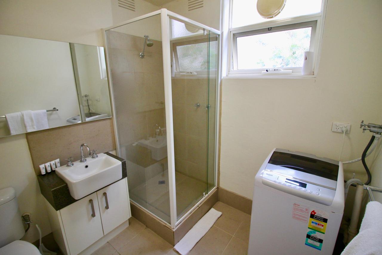 On Lygon 4* Melbourne