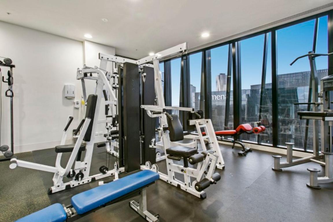 Apartment On Of The World - Views In !!