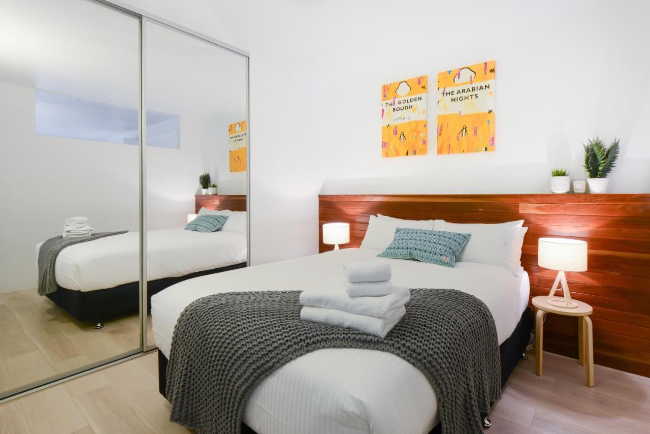 Apartment Canvas Suites On Russell Place