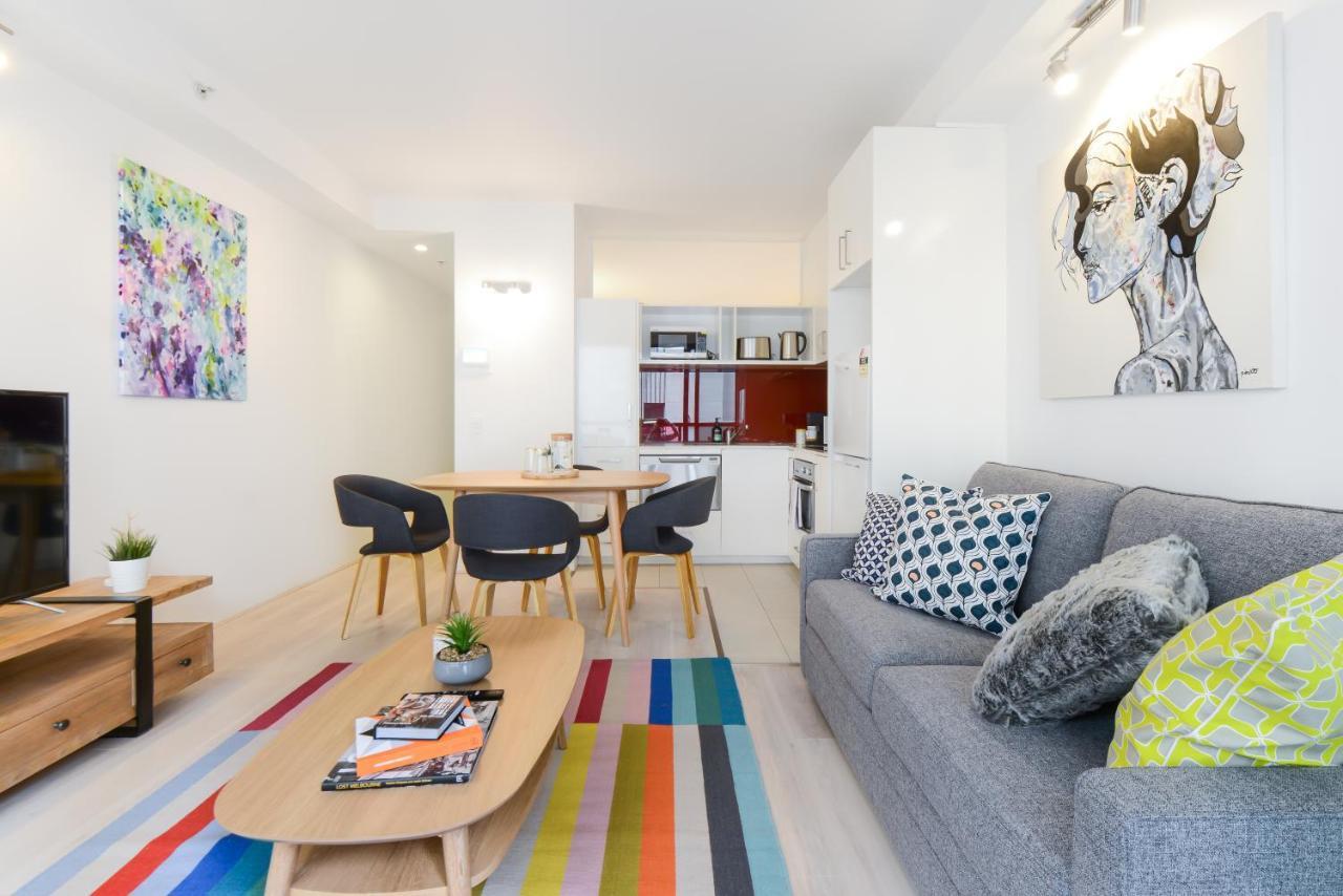 Apartment Canvas Suites On Russell Place *