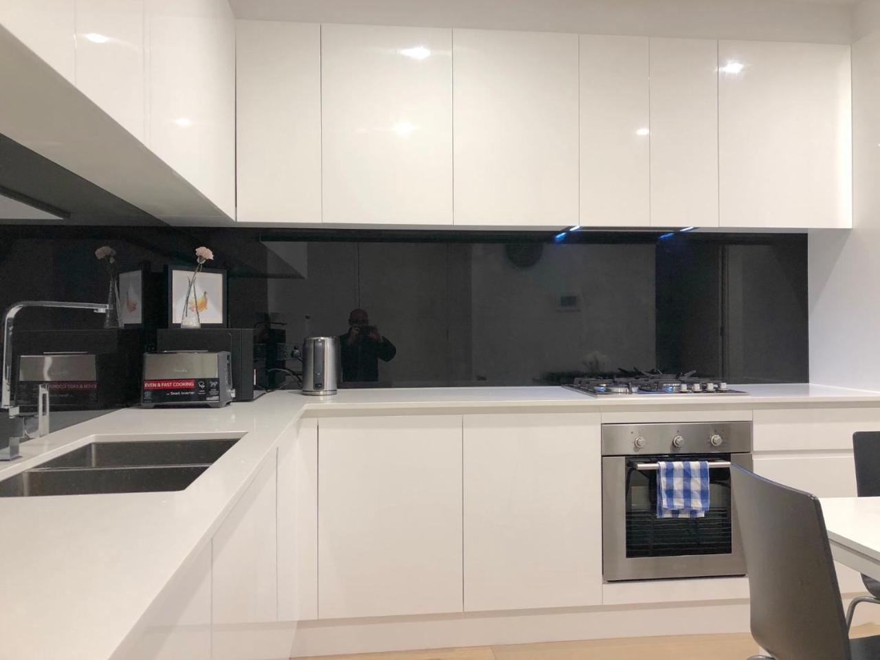 Pride Bentleigh With Private Garden Apartment *