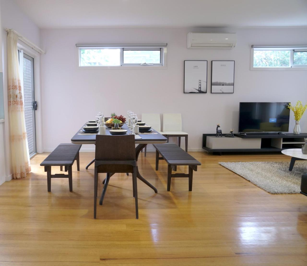 Luxury At Doncaster Villa *