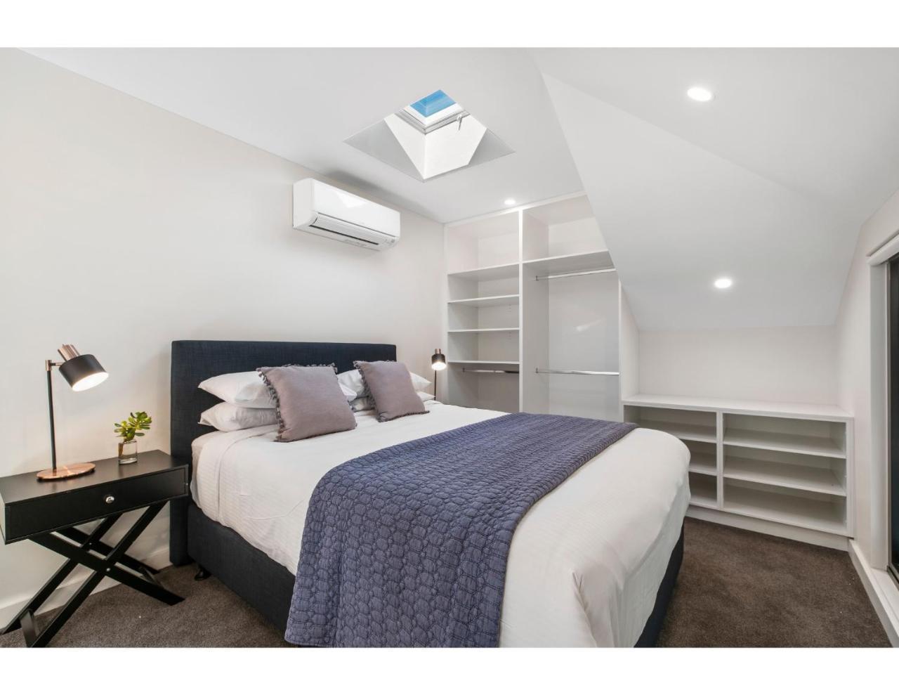 Apartment Brand New Designer Chic Loft *