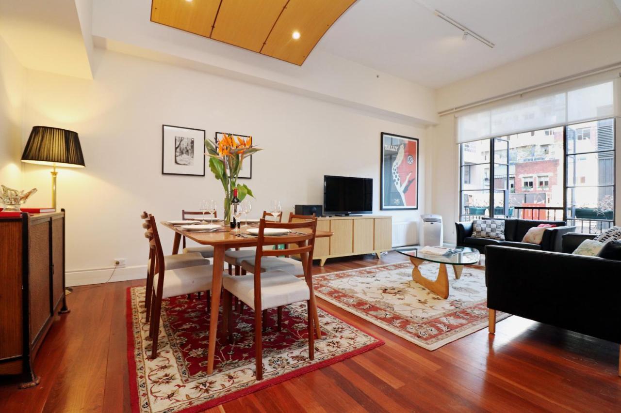 Majorca Magic, Flinders Lane, 5th Floor, Sunlit, Art Deco Holiday home