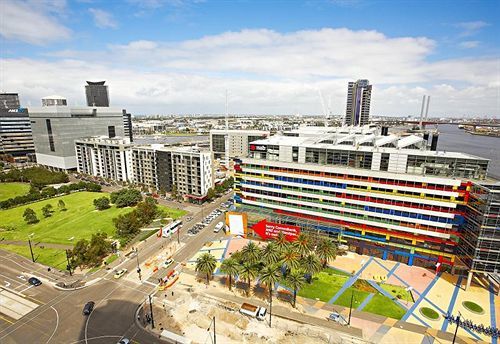 Apartment Astra Docklands Melbourne